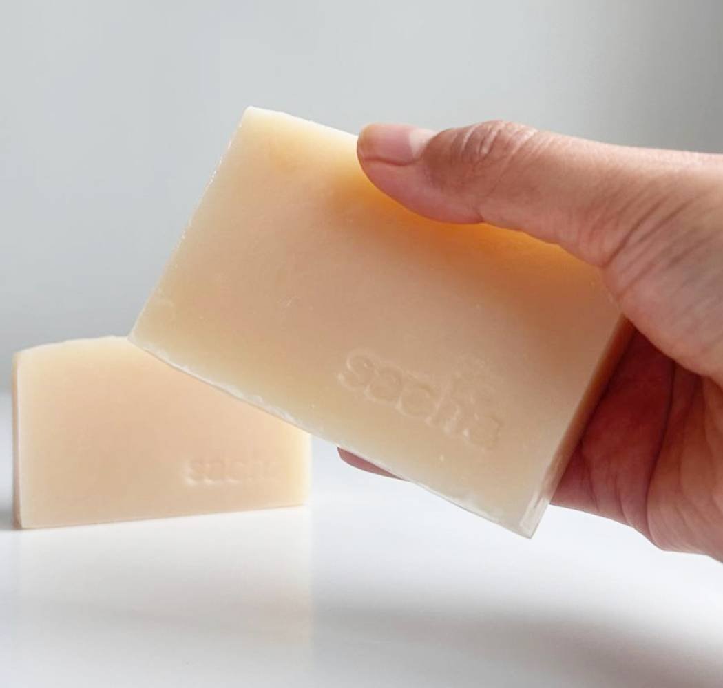 Coconutnatural-soap-face3.jpg