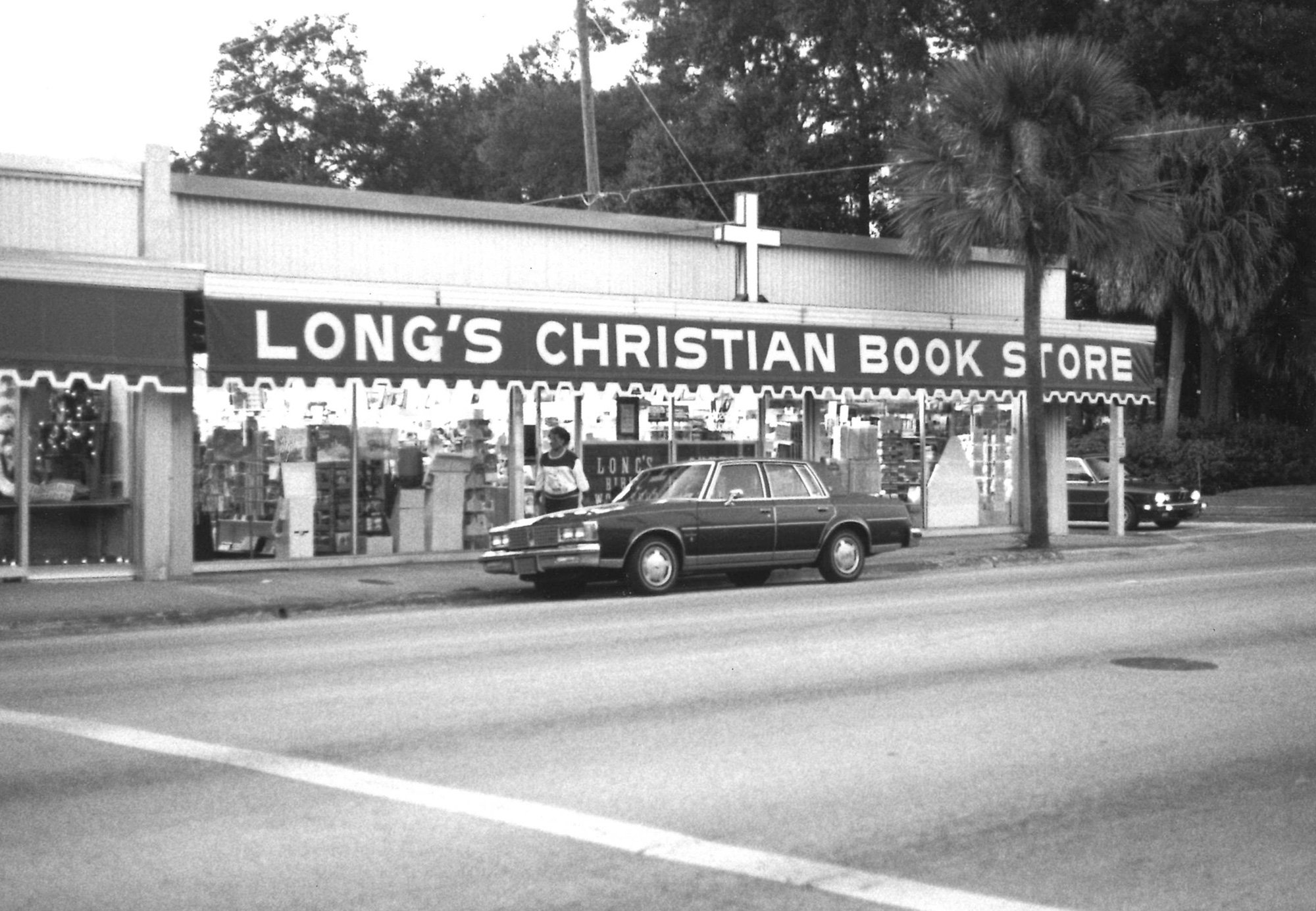 longs-bookstore-1960.jpg