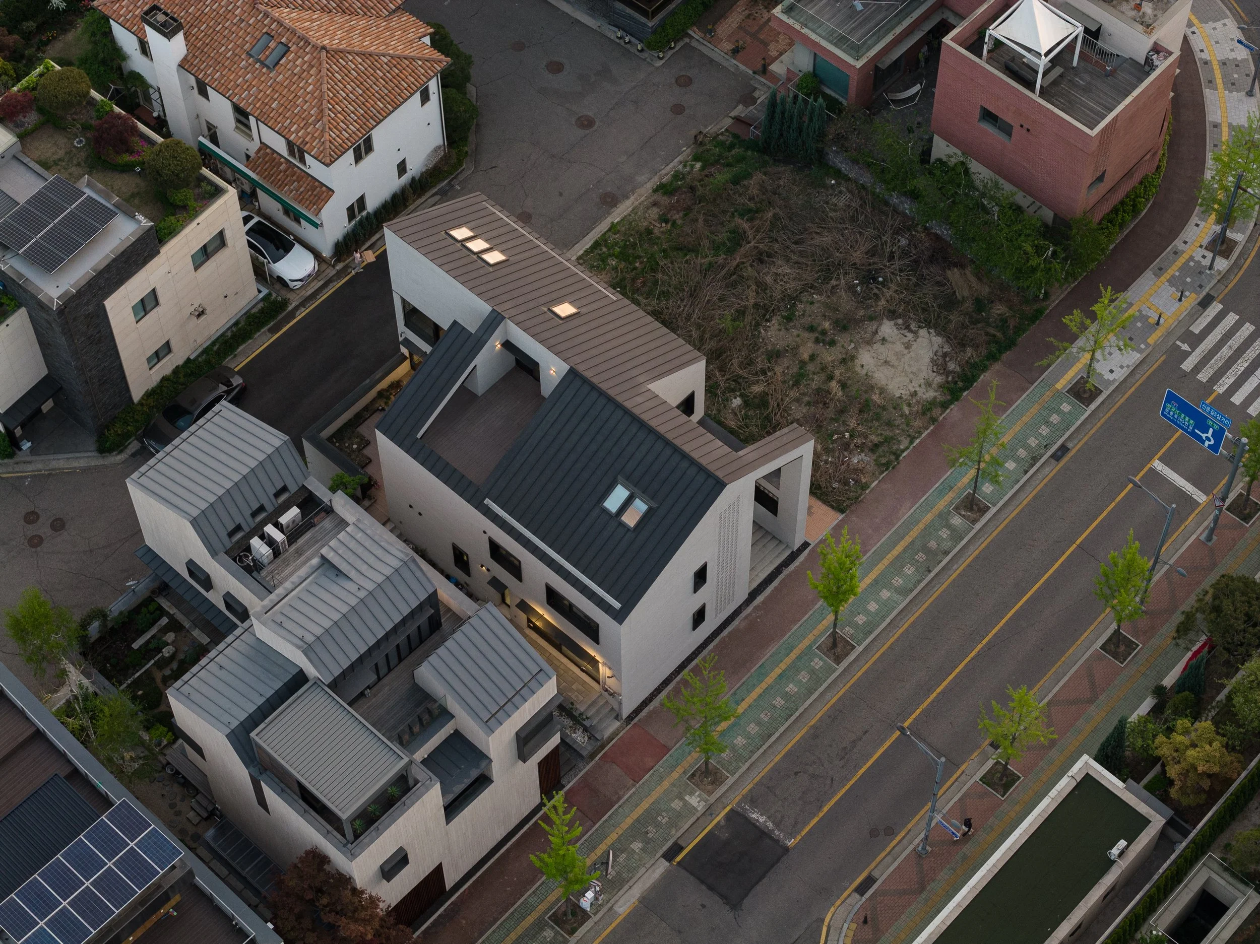 DJI_20260419185554_0197_D_WEB.jpg