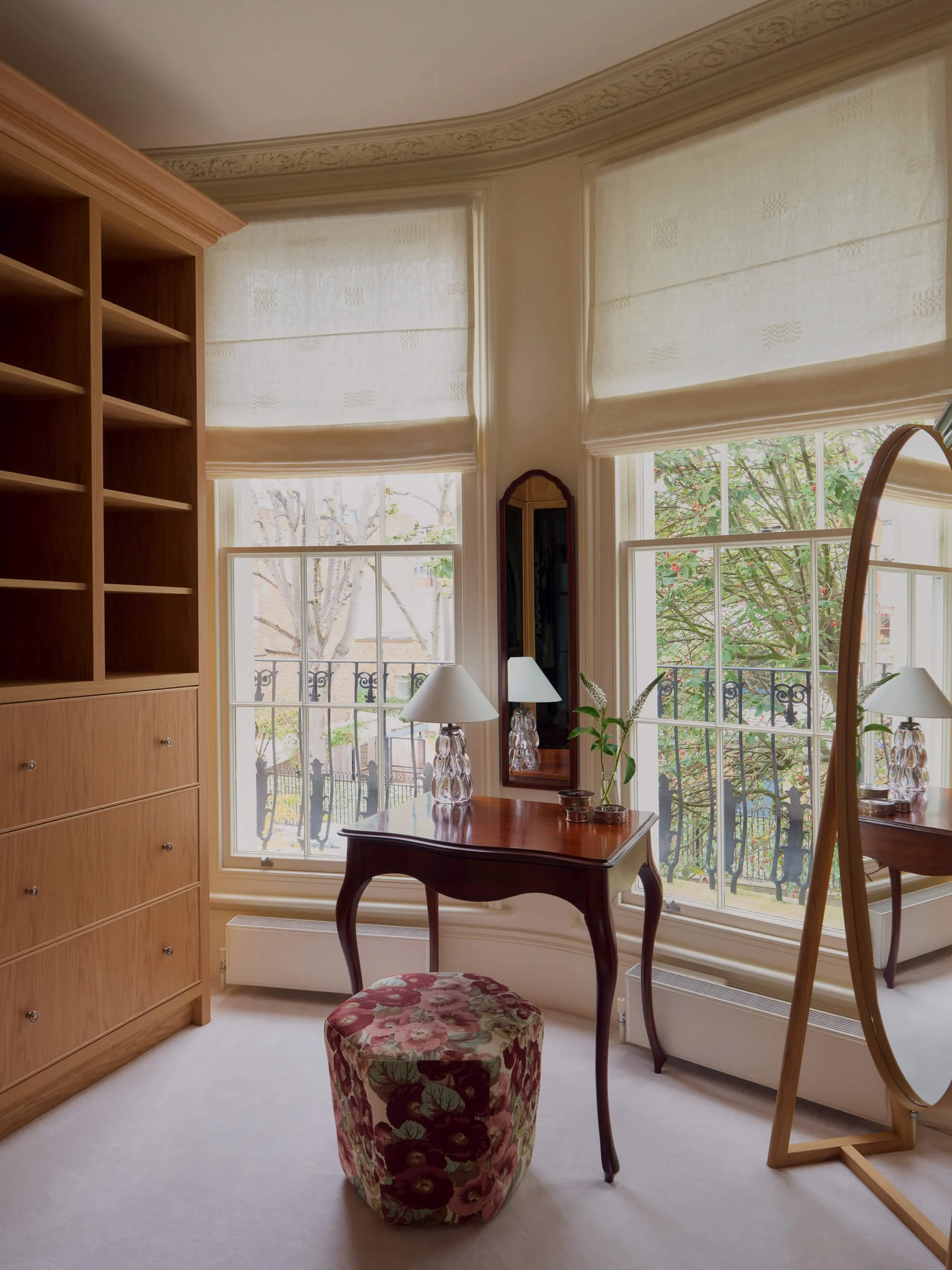 Phiber-interiors-Westbourne-Grove-Dressing-Room-1.jpg