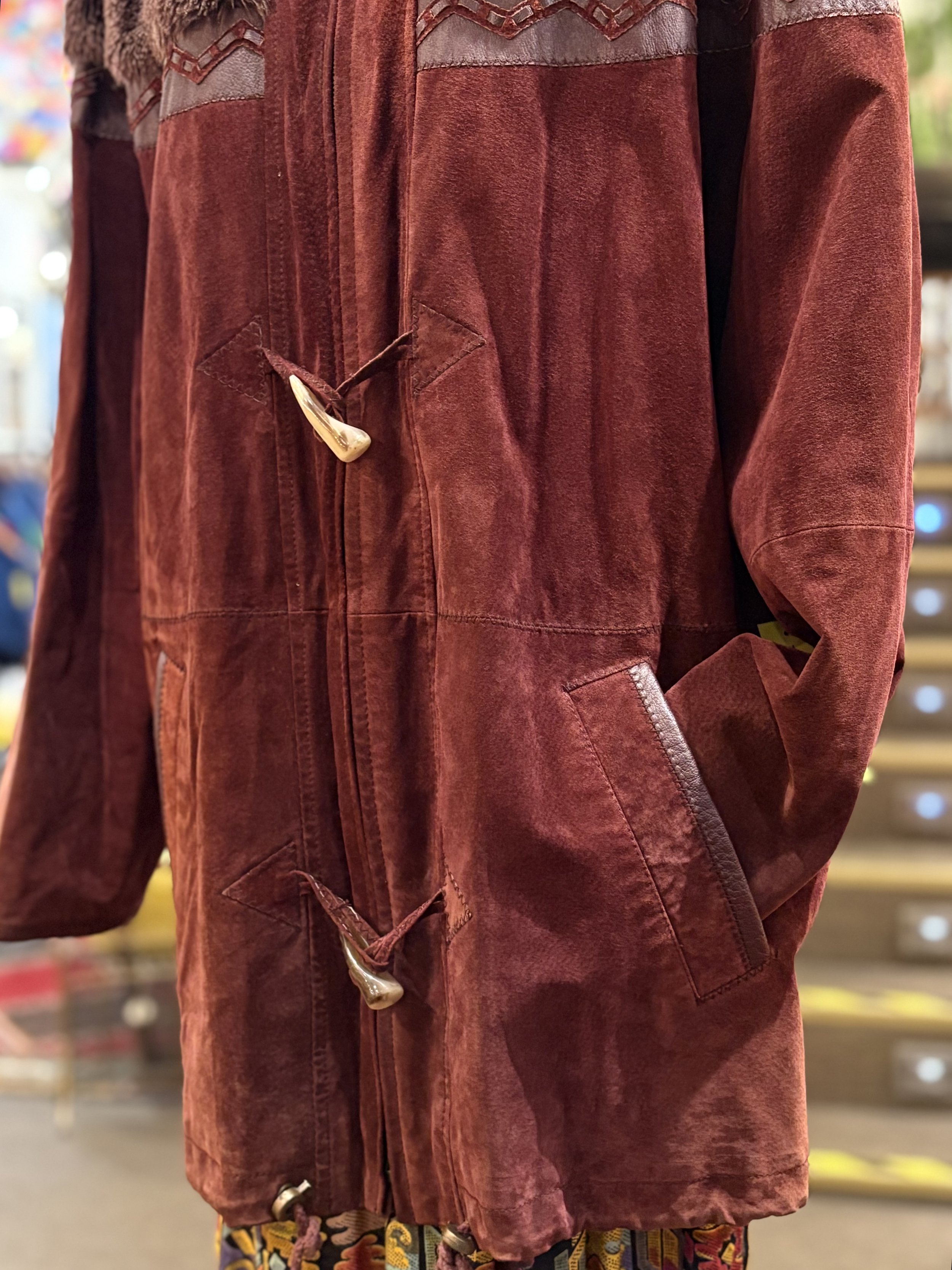 Abrigo vintage tipo inuit o esquimal piel de ante made in germany años 90