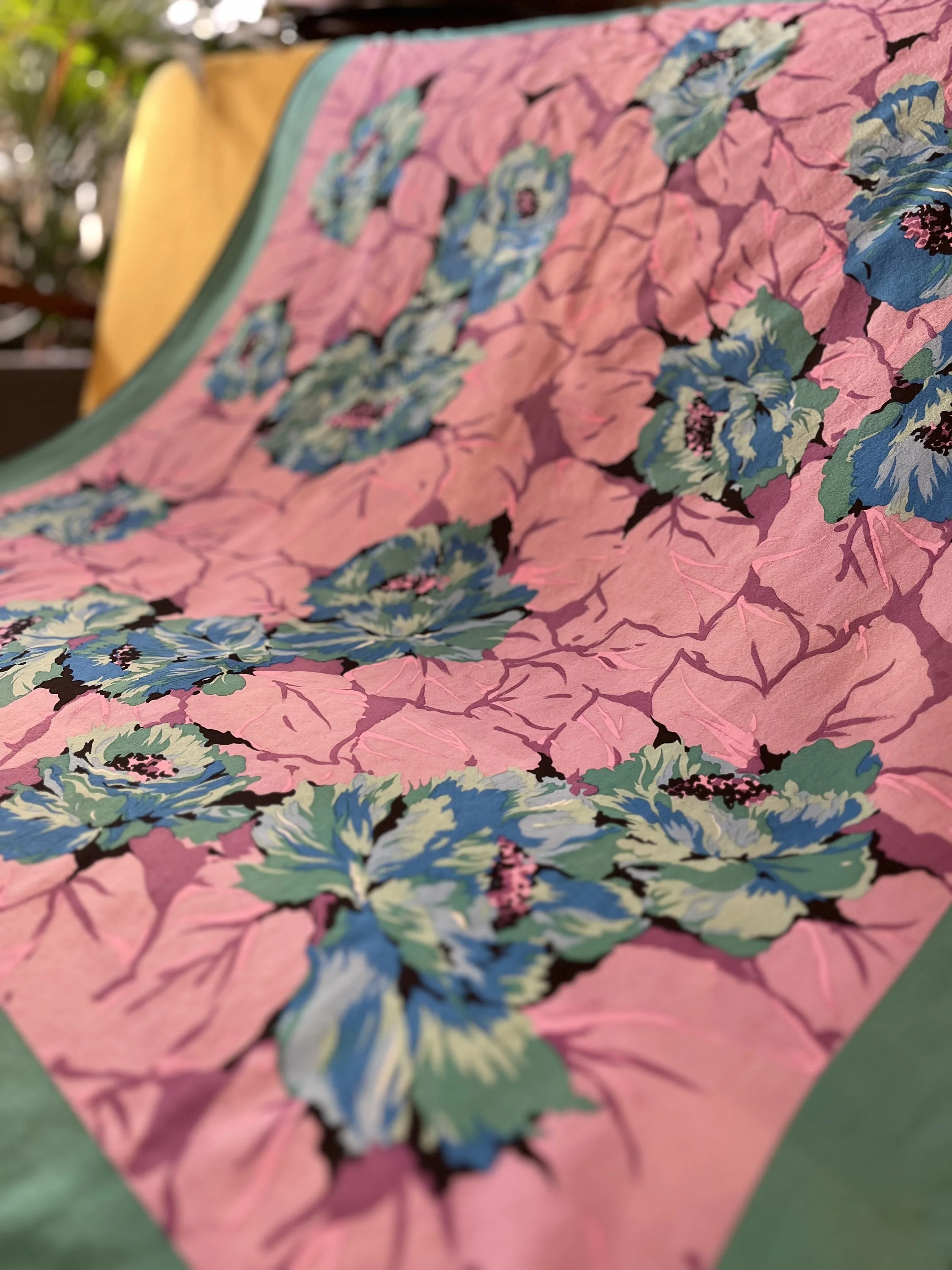 Pañuelo vintage de seda Yves Manuel made in france