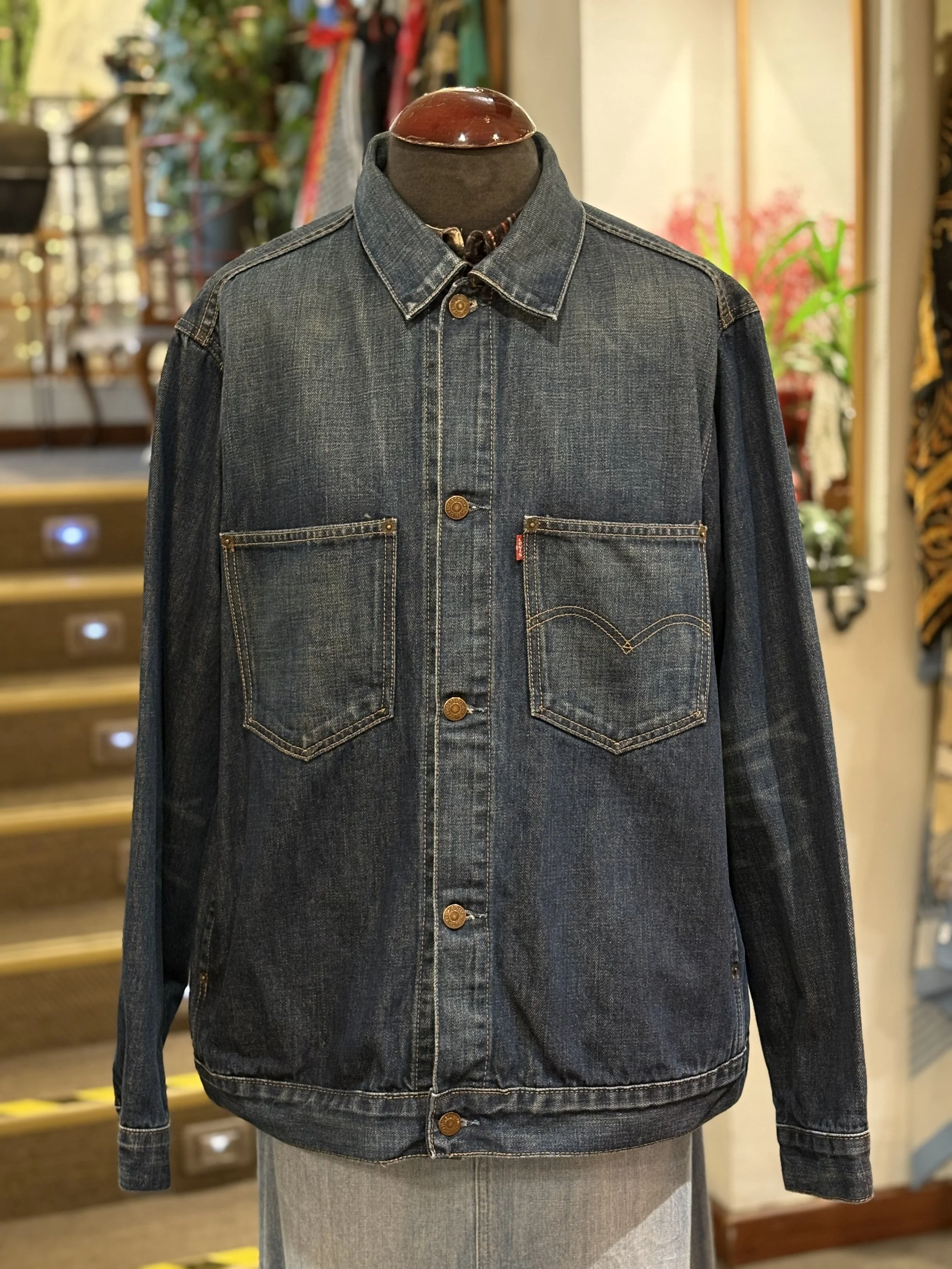 Chaqueta vaquera vintage de Levis Engineer años 90