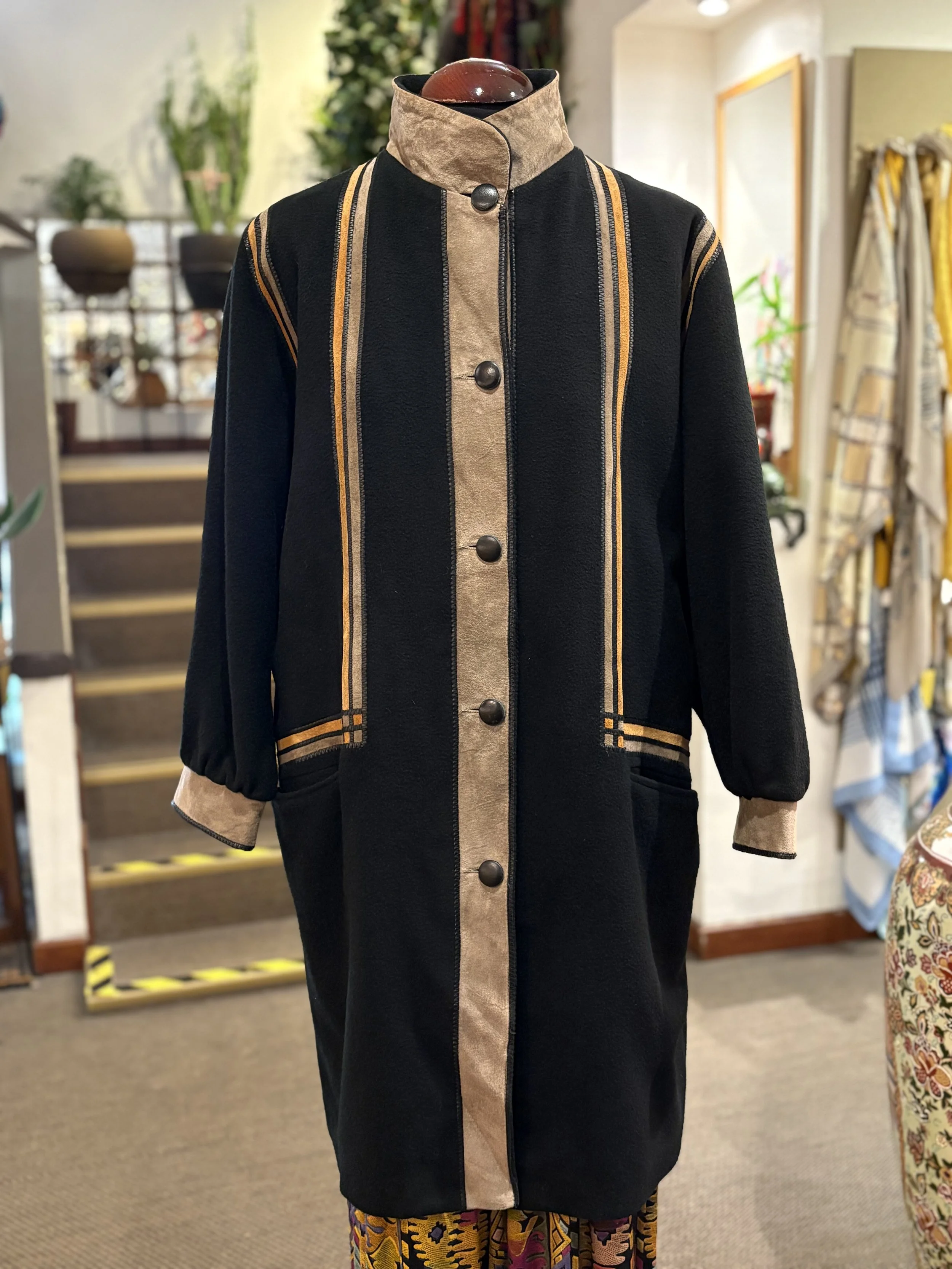 Abrigo cashemere y piel "PHILIPPE VALLEREUIL para HENRI BARRAU - CANNES"