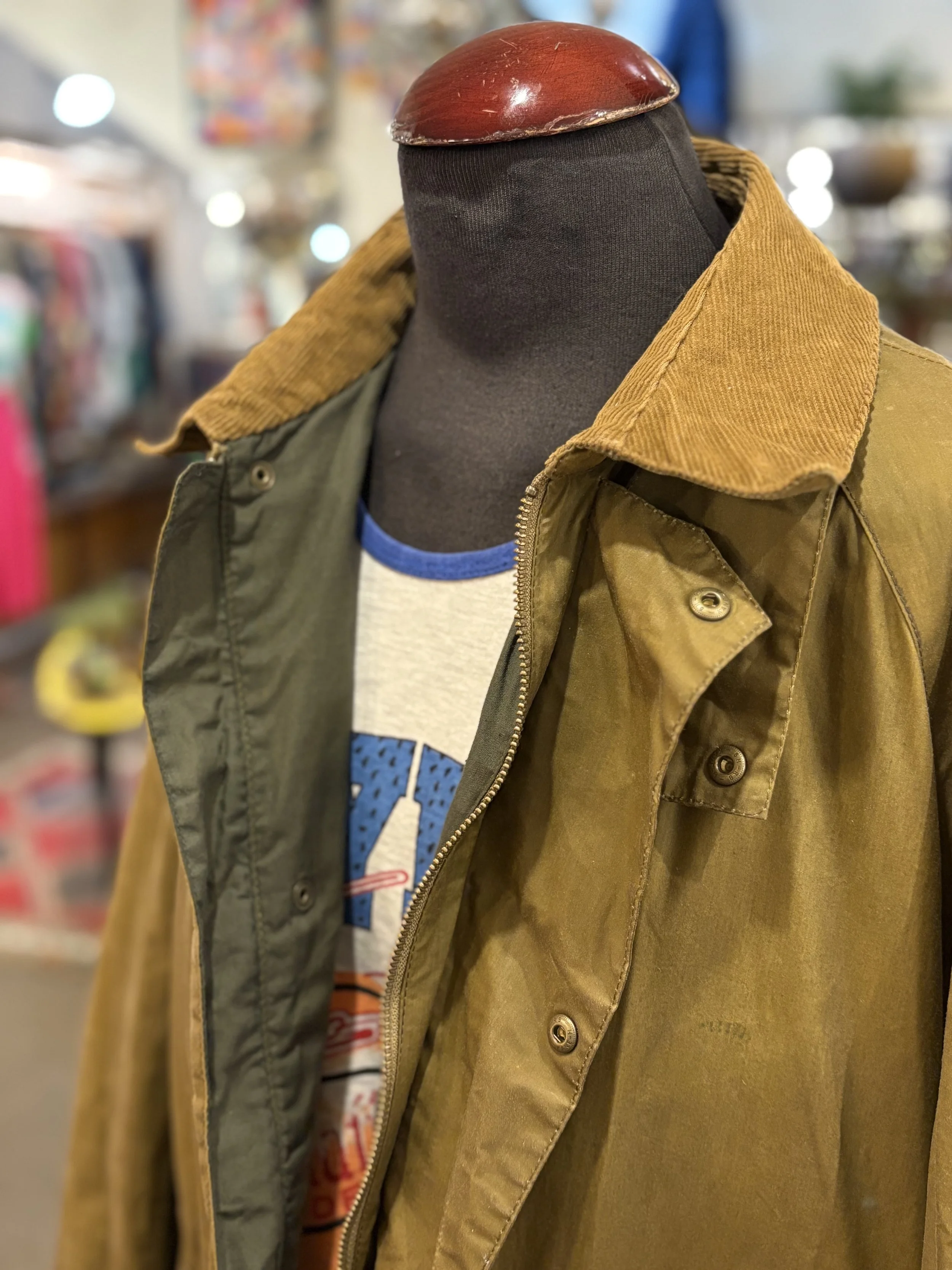 Barbour waxed jacket color kaki mostaza 100% algodón encerado