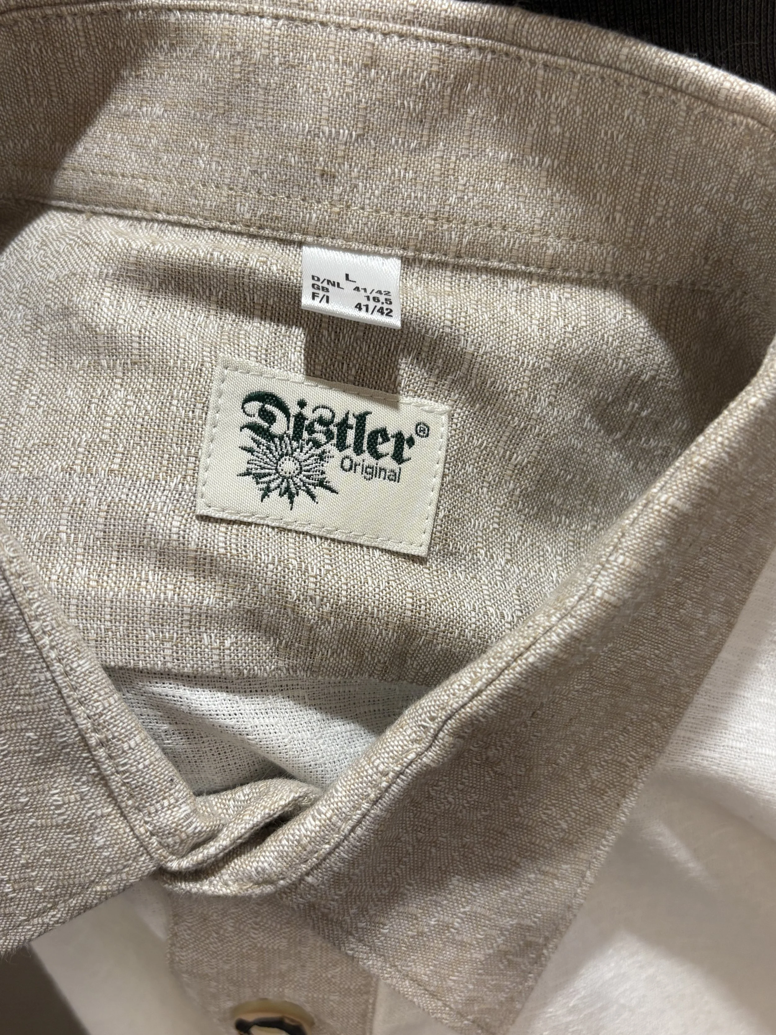 Camisa vintage tirolesa de Distler en blanco roto con bordados 100% algodon