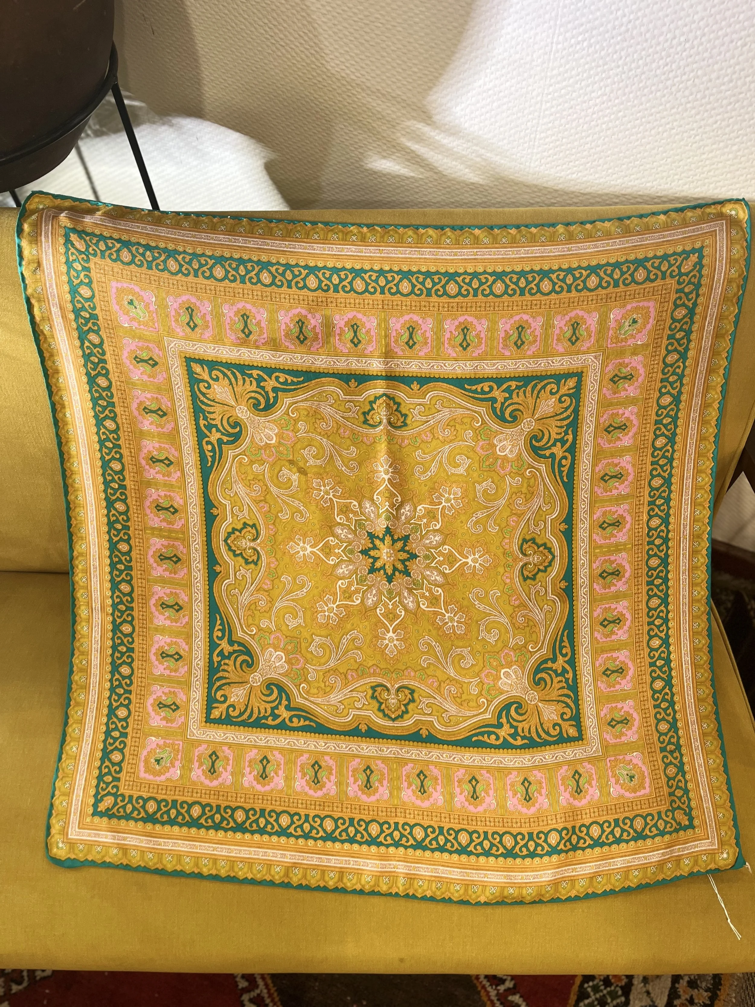 Pañuelo vintage de seda