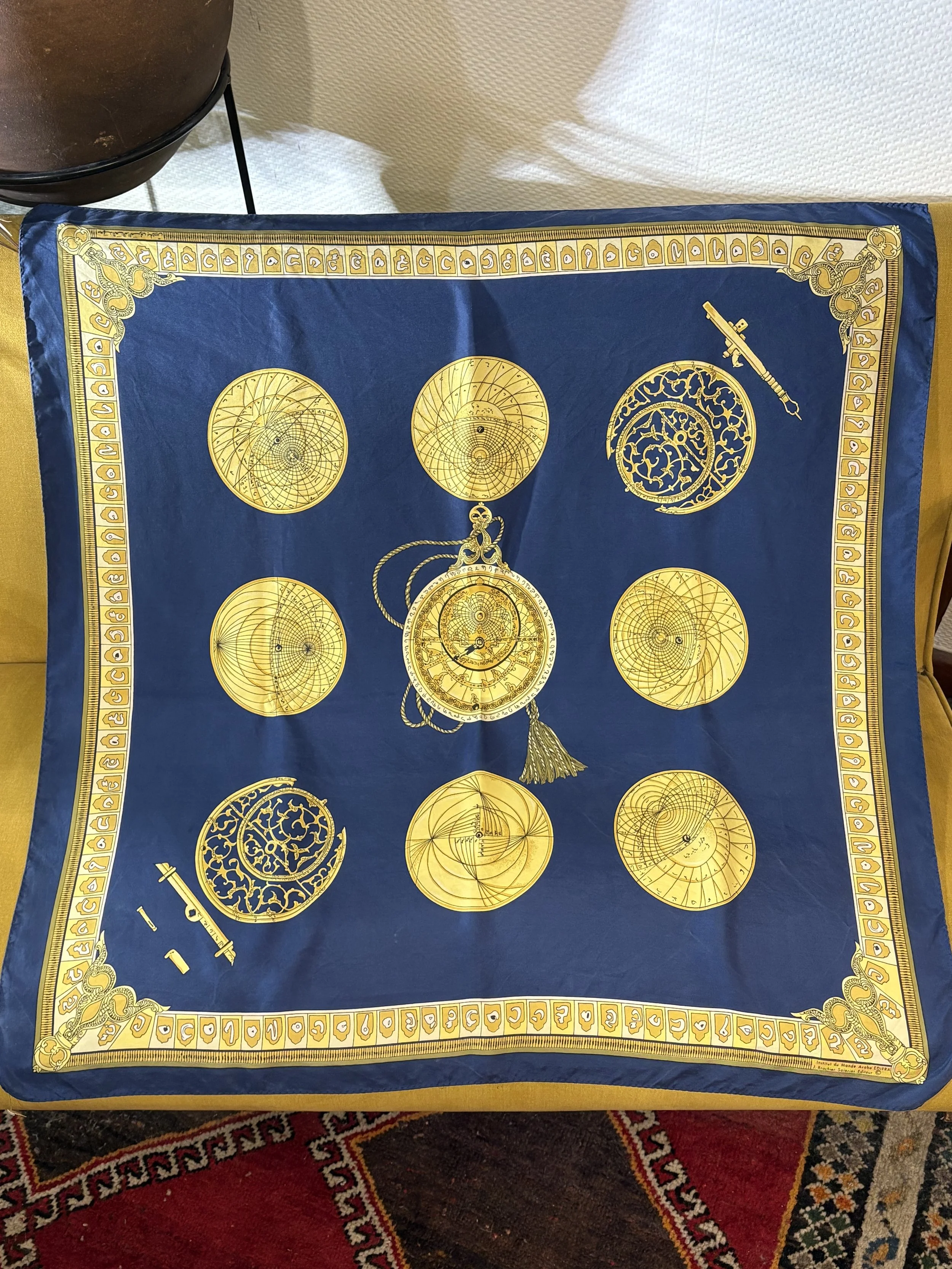 Pañuelo vintage de seda J. Brochier Soieries made in france monde arabe