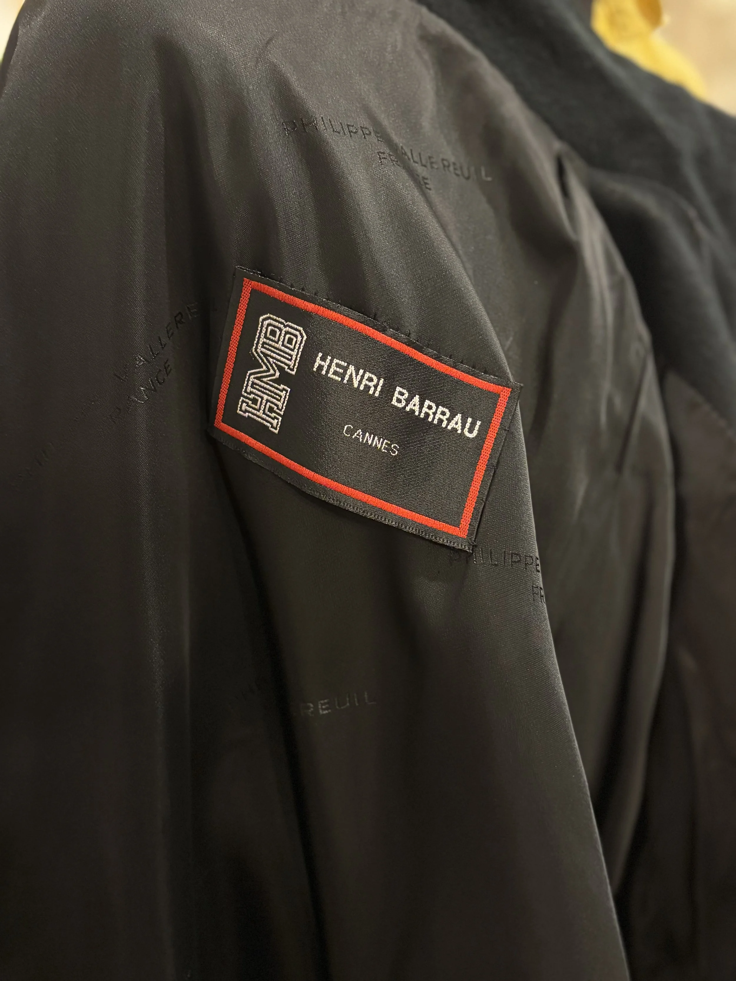 Abrigo vintage de Henri Barrau de cashmere y lana con piel de cordero made in france años 80