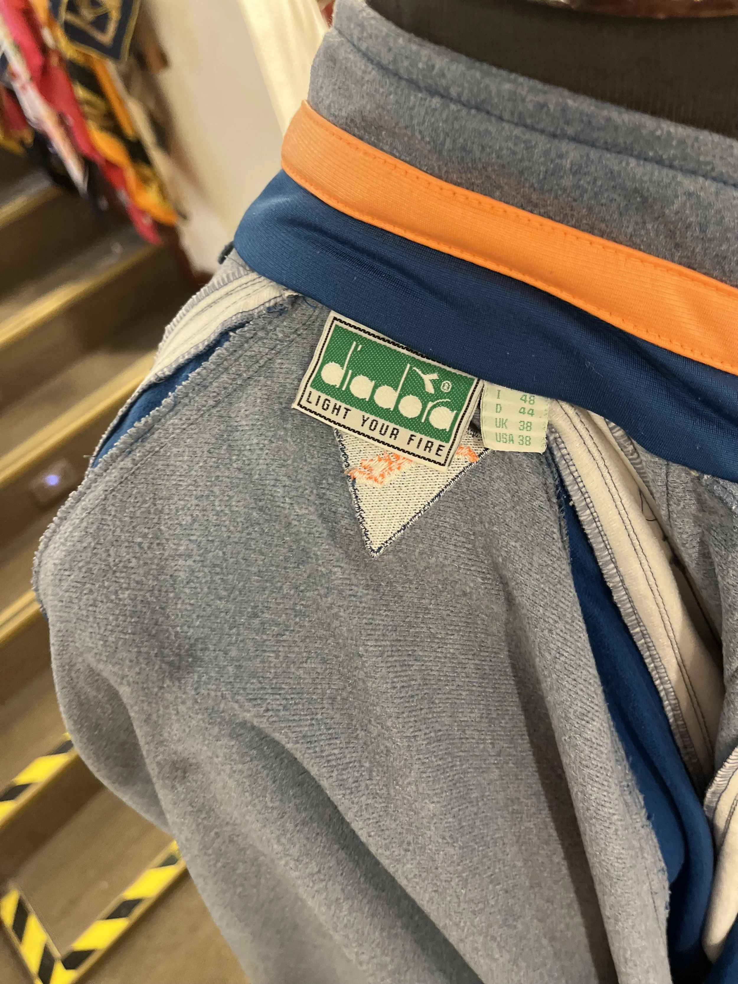 Chaqueta vintage deportiva Diadora años 90 sportswear vintage jacket