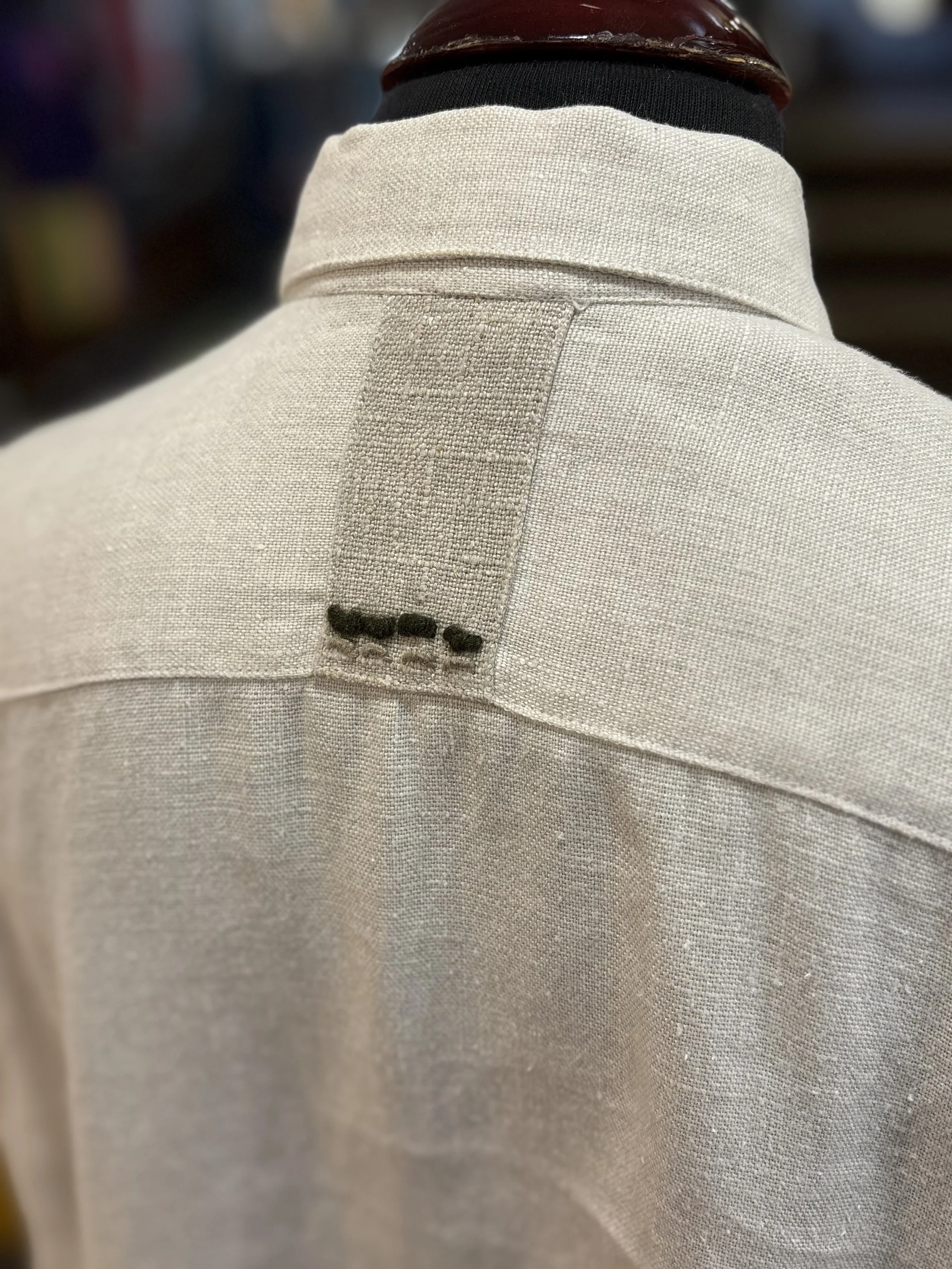 Camisa vintage tirolesa de Amann Austria camisa 100% lino tono beige