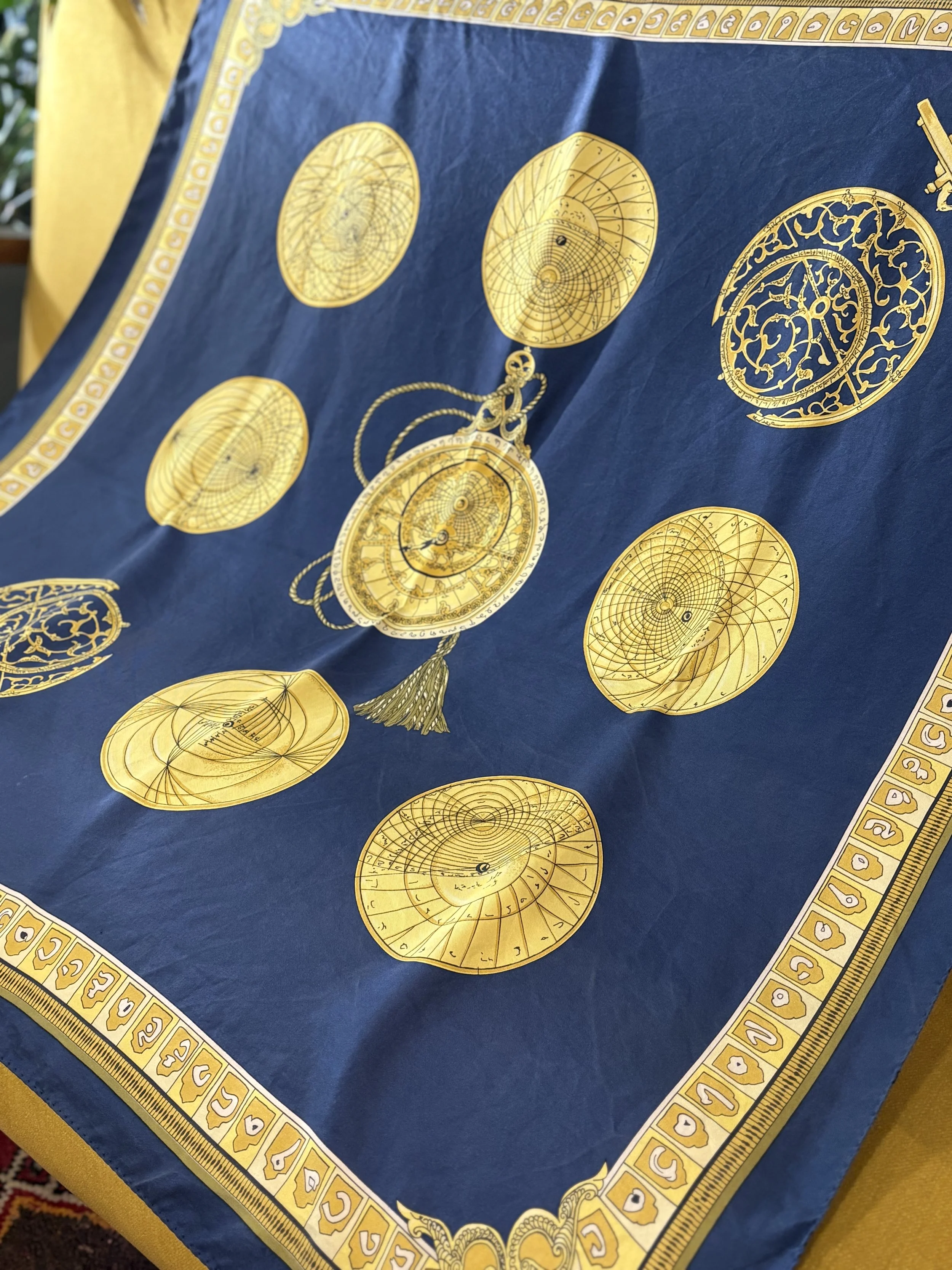 Pañuelo vintage de seda J. Brochier Soieries made in france monde arabe