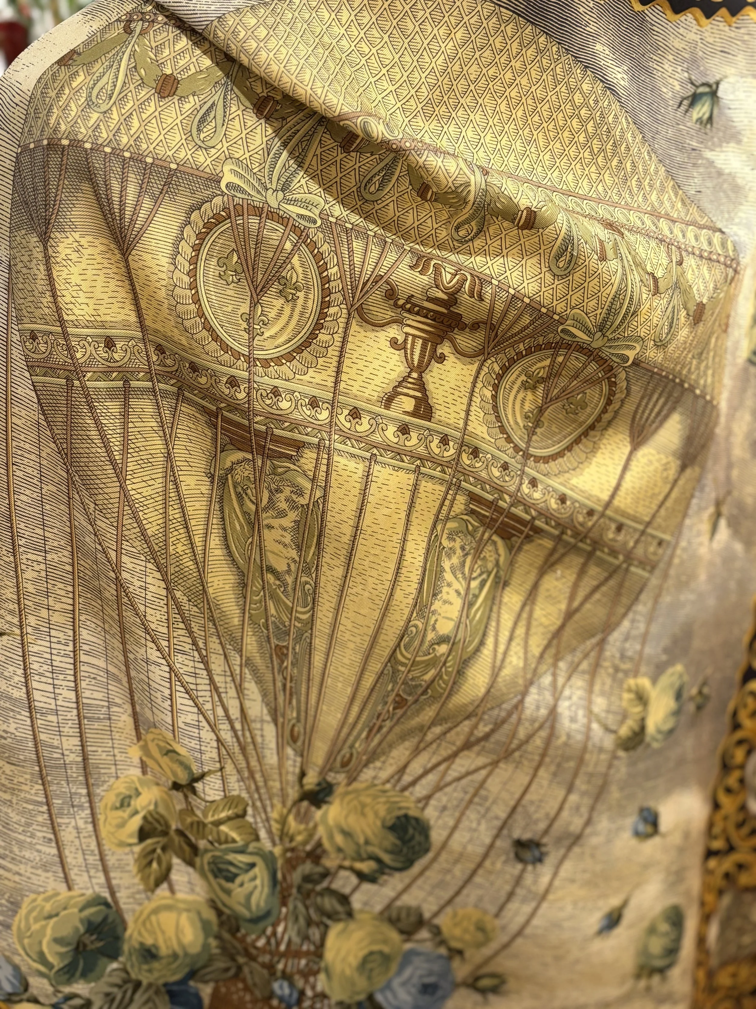 Pañuelo vintage de seda twill de Christian Dior años 80 globo aerostatico