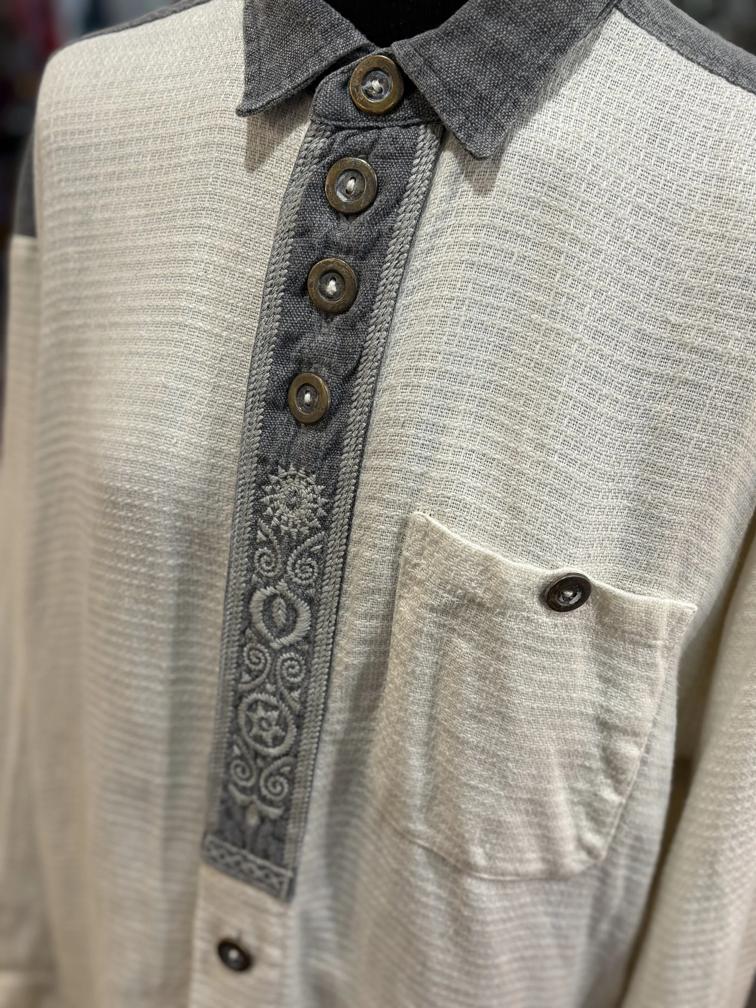 Camisa vintage tirolesa de Wallmann made in austria camisas de lino