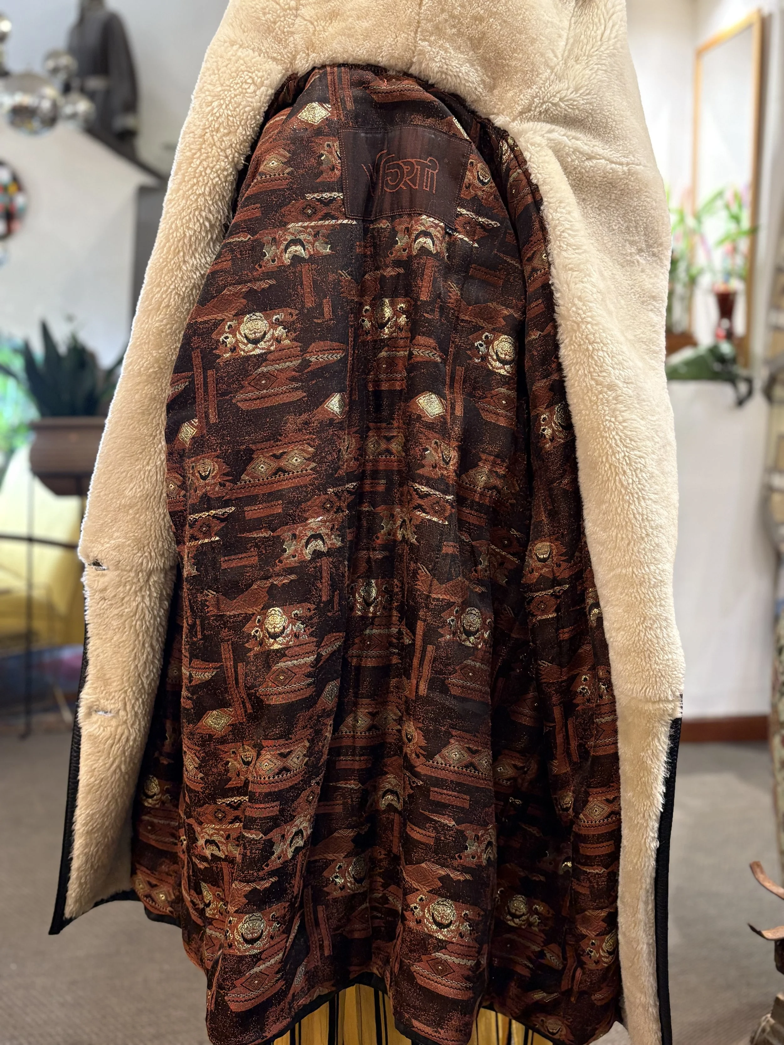 Pelliza vintage de piel vitello con capucha de borreguillo de los años 80/90 made in italy