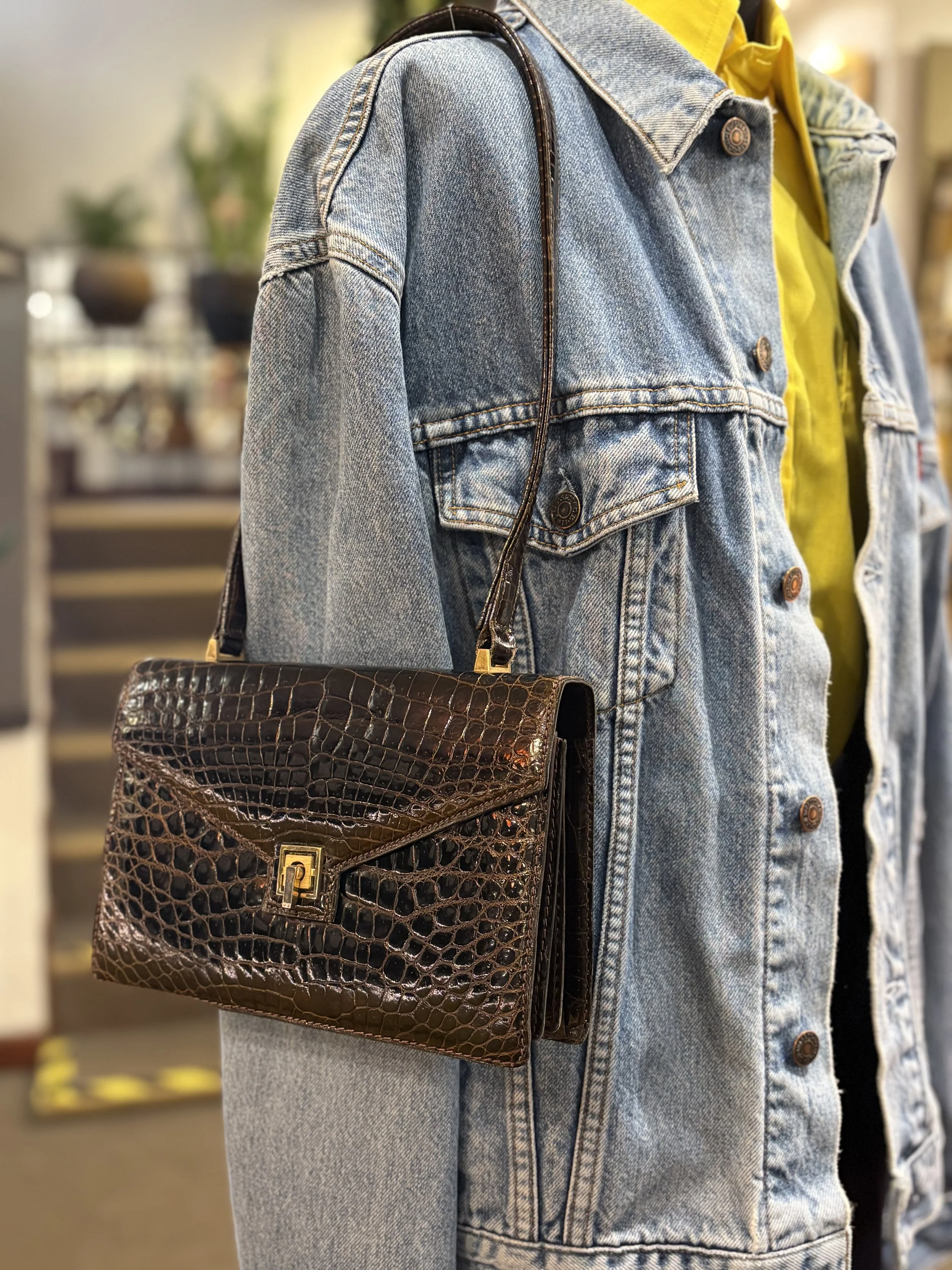 Bolso vintage de piel de cocodrilo made in france años 60