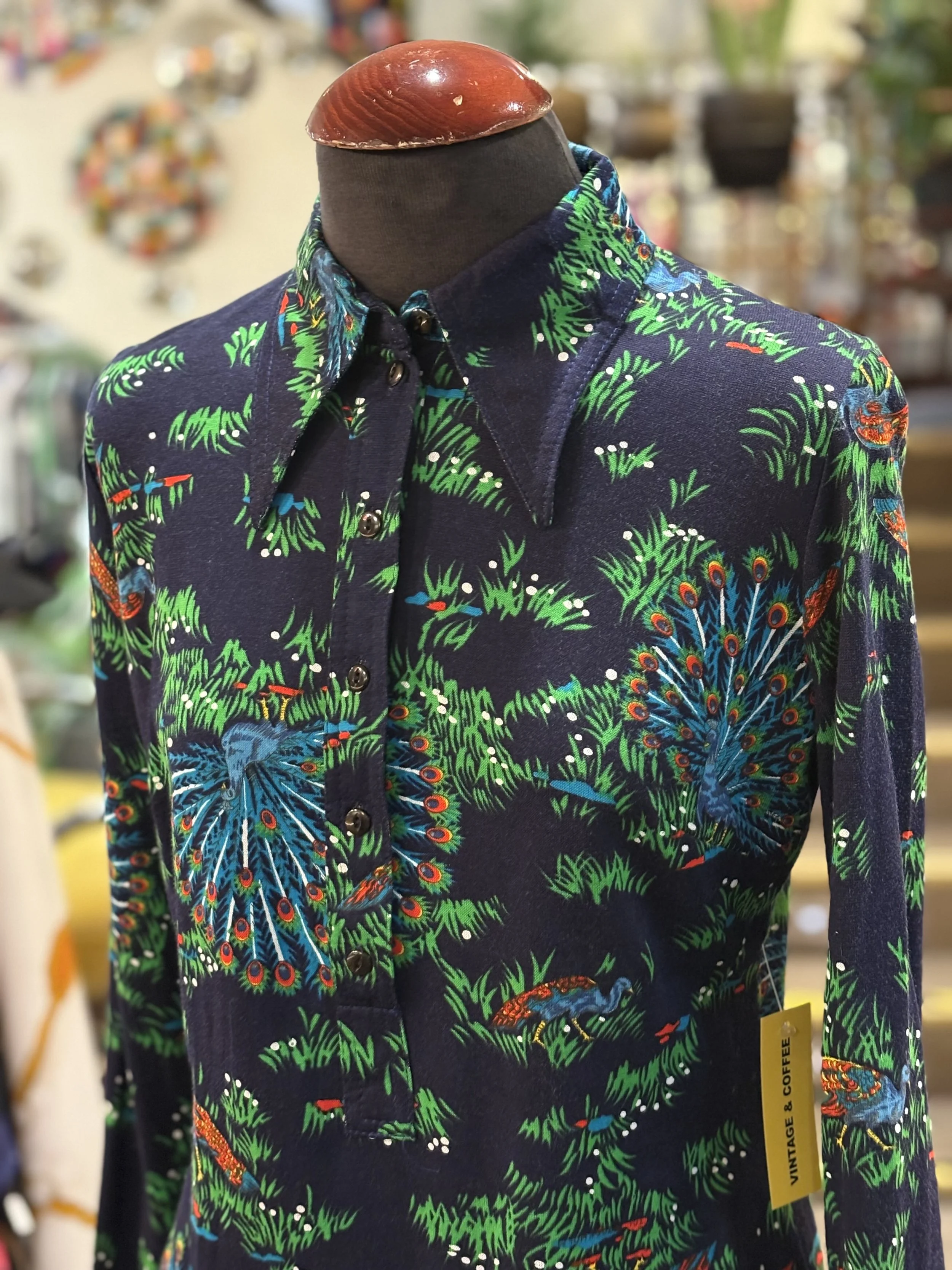 Camisa polera vintage TGL Stockholm años 70 estampado multicolor