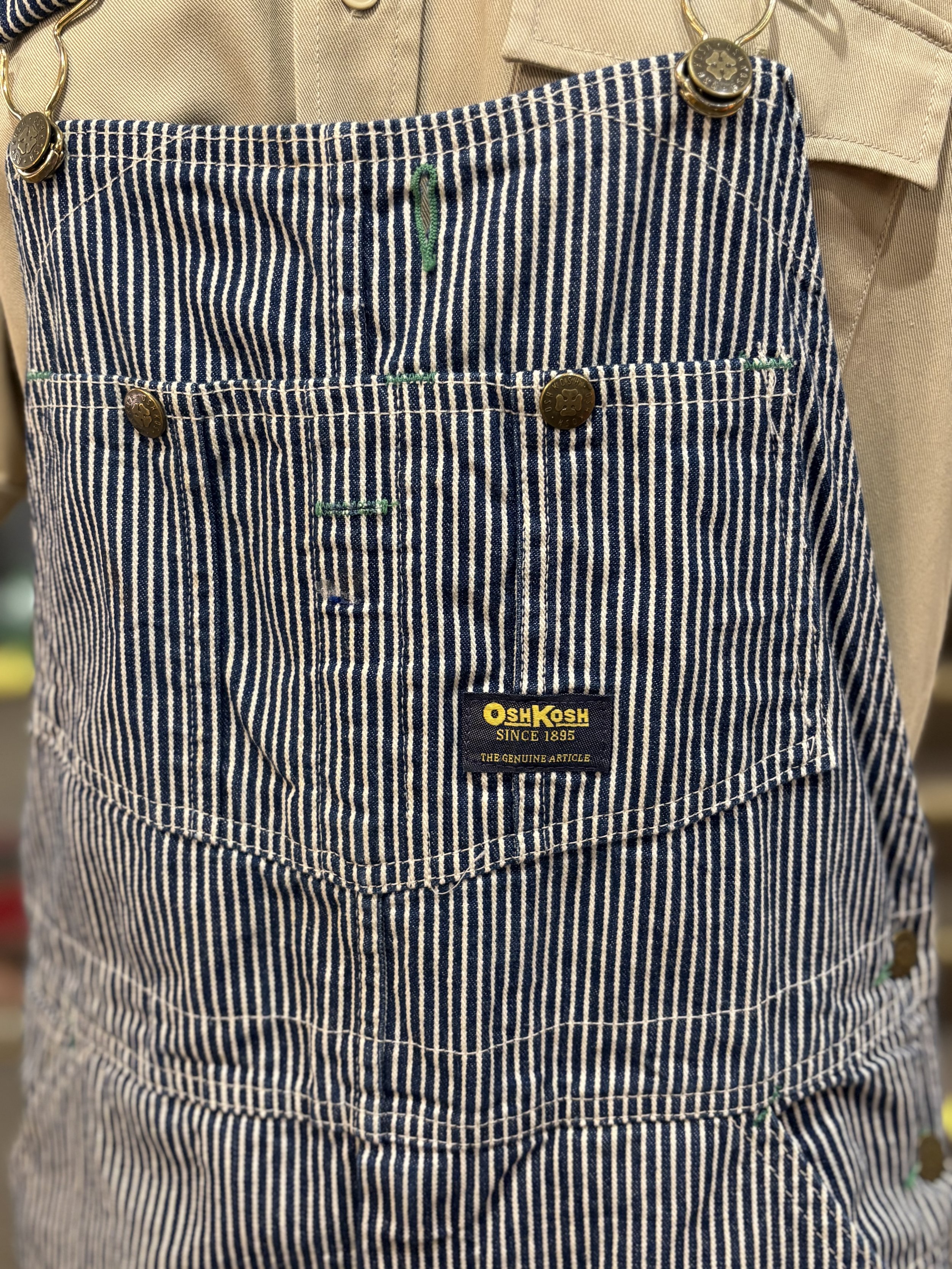 Peto vintage original de Oshkosh made in usa hickory stripe años 80