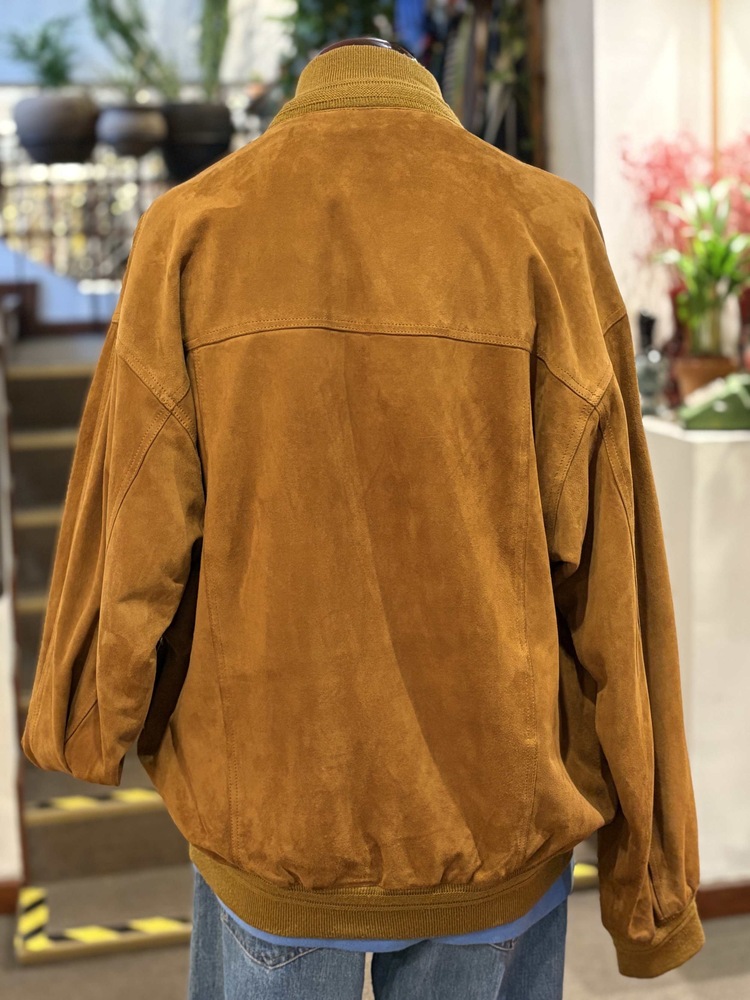Chaqueta vintage artesana de ante sude jacket vintage parte posterior