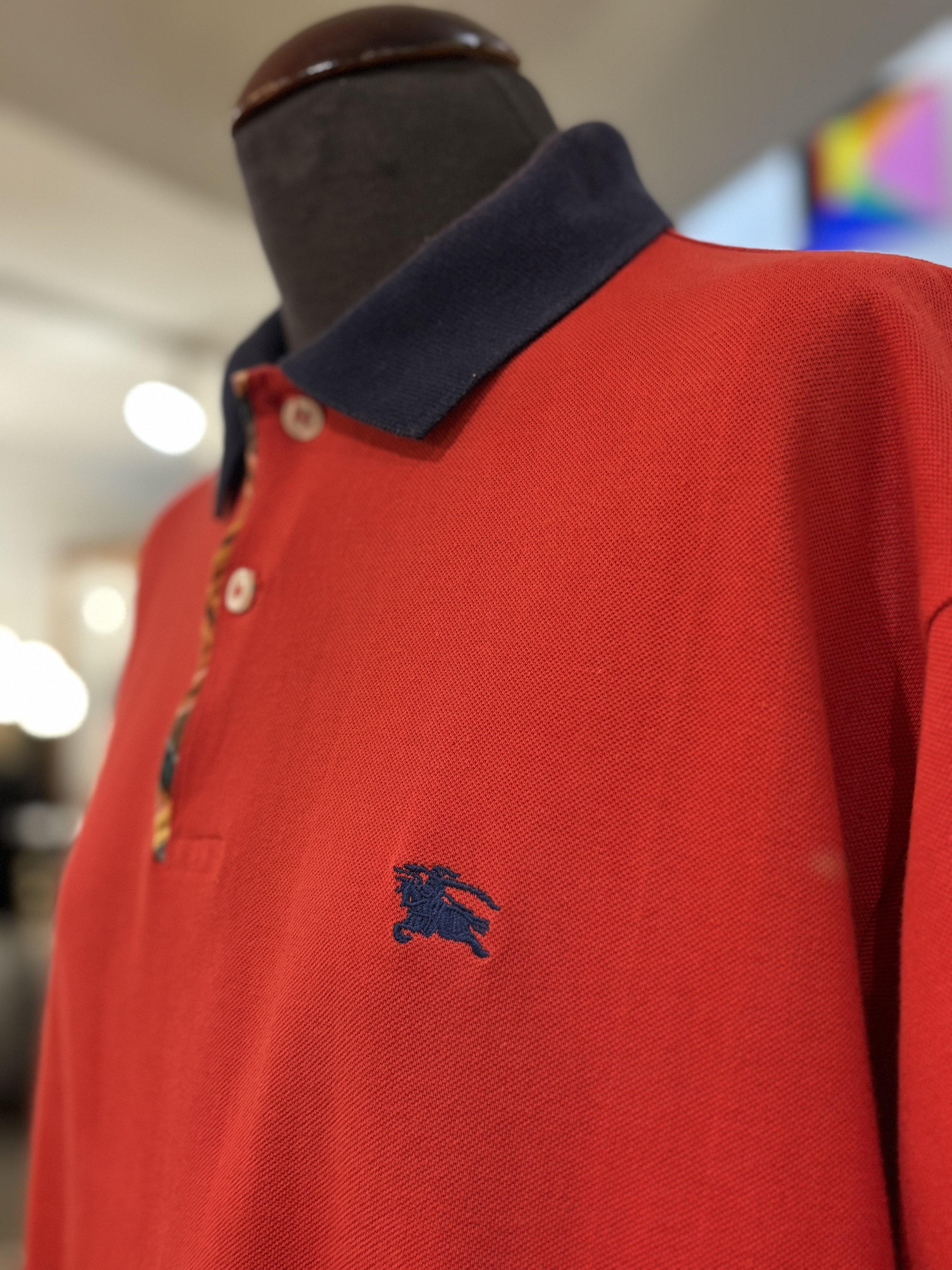 Polo vintage de Burberrys color rojo y azul marino
