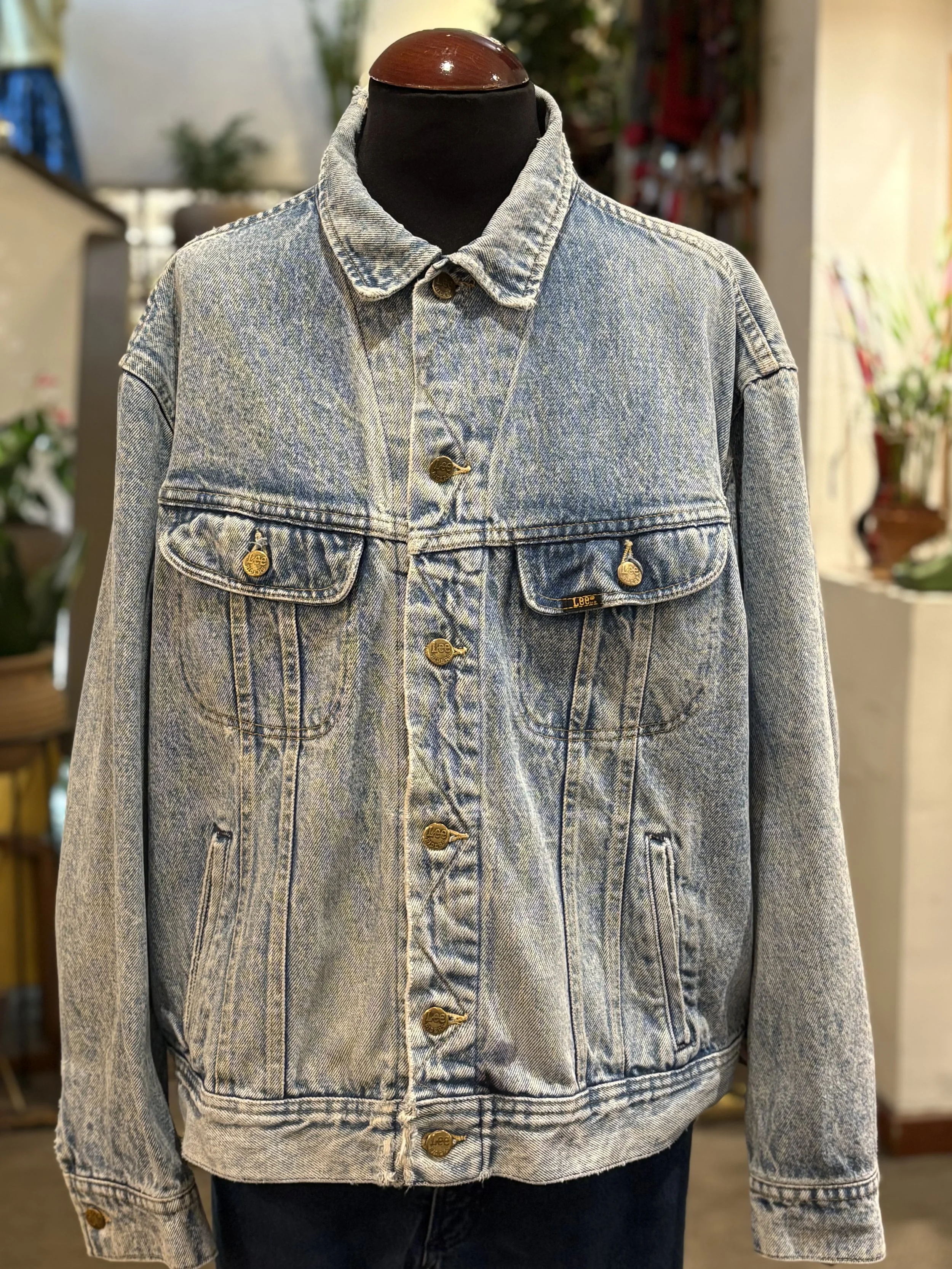 Vintage denim jacket de LEE Riders años 90 bolsillos laterales acid wash