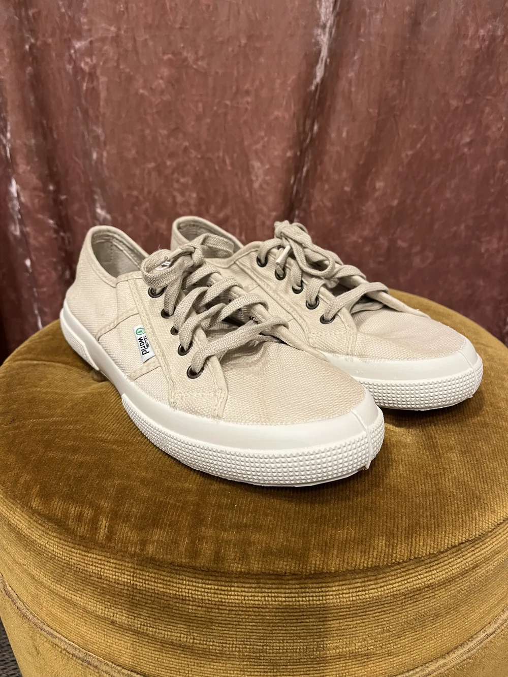 Sneaker de Natural World modelo blossom en color arena o sand calzado  ecologico zapatllas ecologicas — vintage coffee