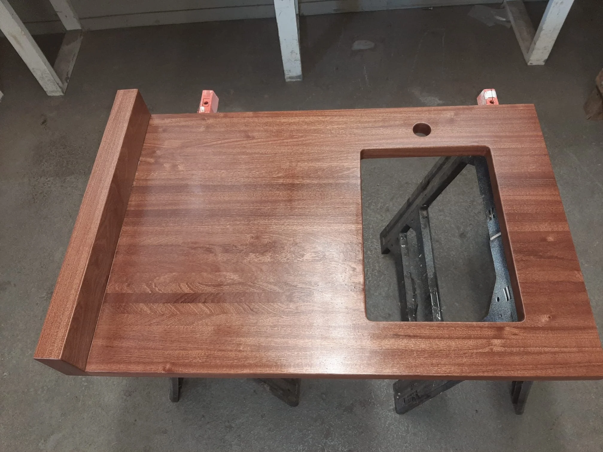 Sapele Mahogany Sink Cut Out
