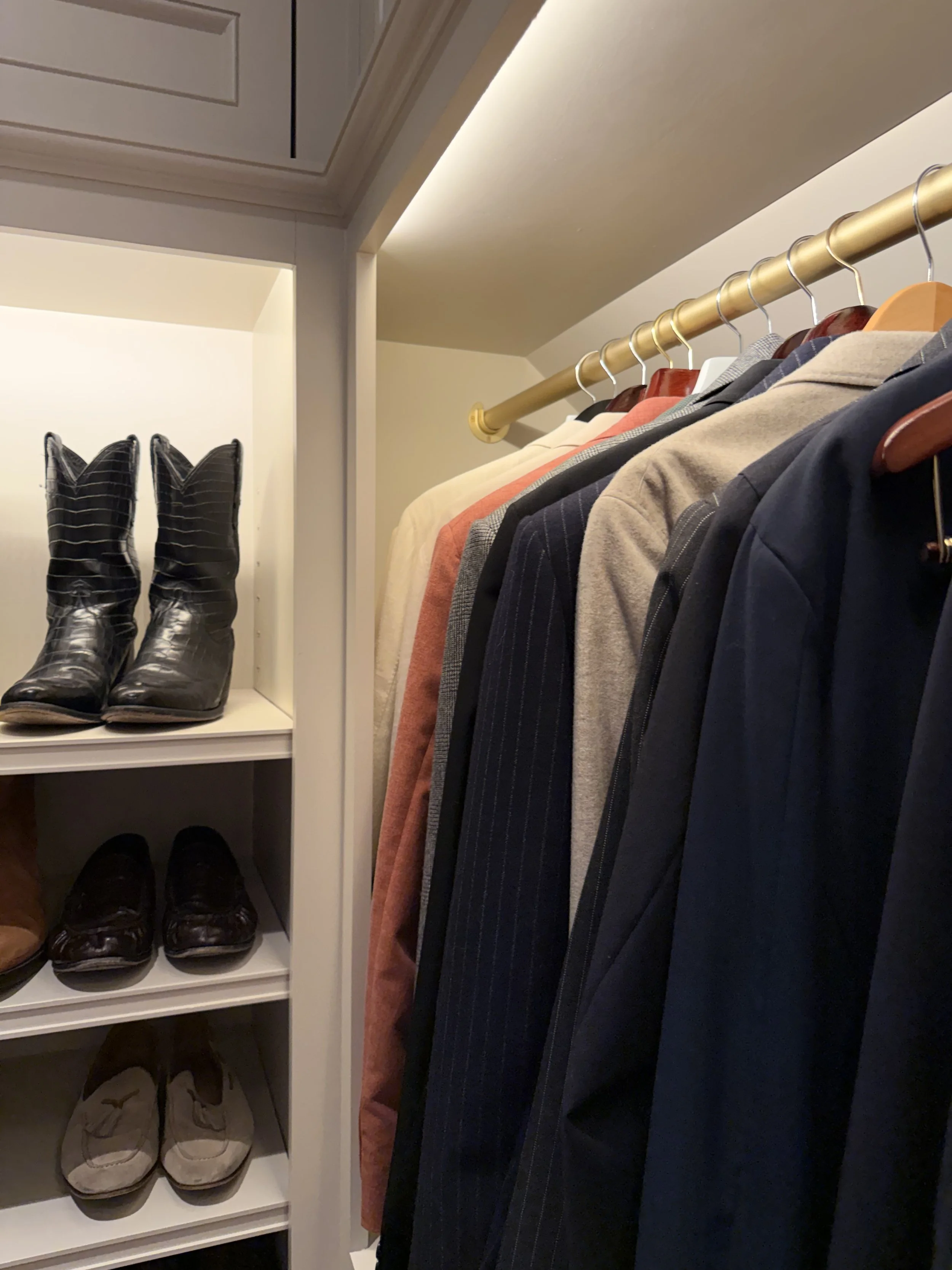 gentlemen's-closet-river-oaks.jpeg