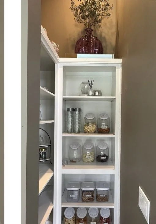 pantry-storage-tanglewood-houston-tx.jpg.jpg