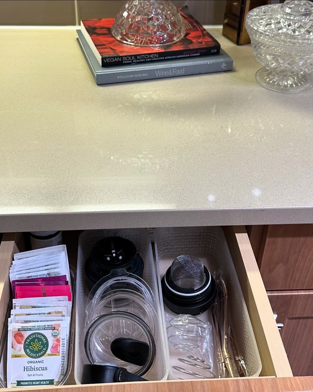 organized-kitchen-drawers-galleria-houston-tx.jpg.png