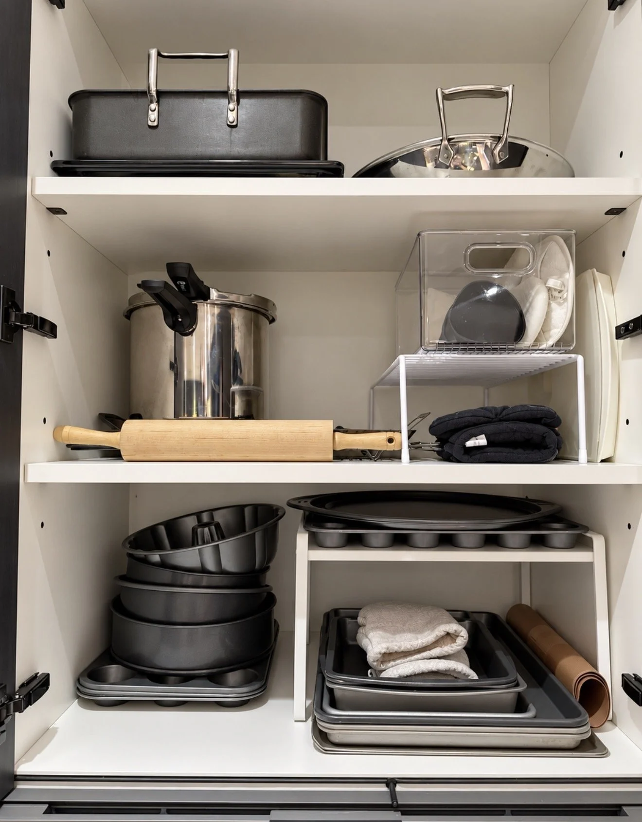 River Oaks Houston organized kitchen cabinet