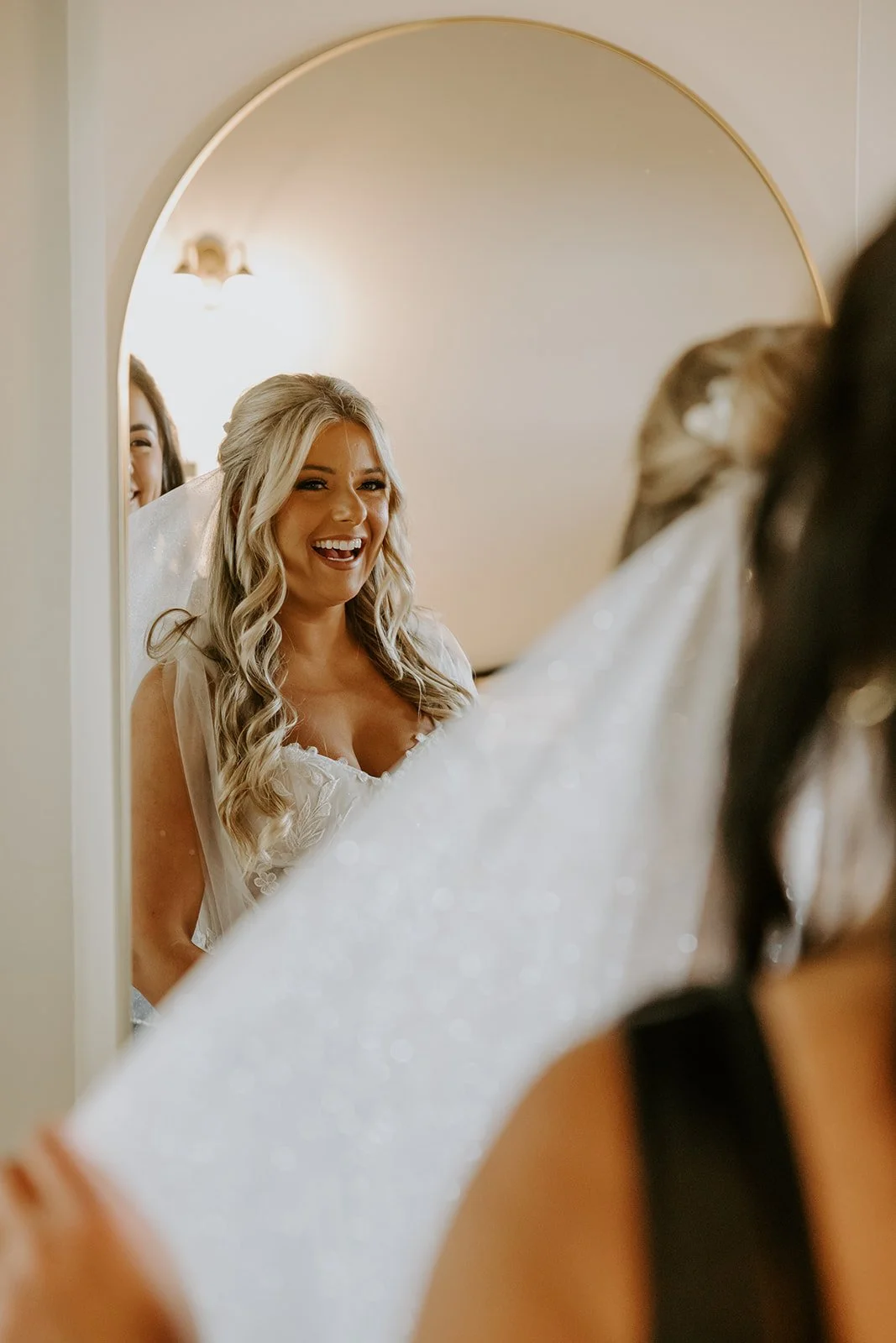 McKenzieReed_EleandCoWeddings.jpg