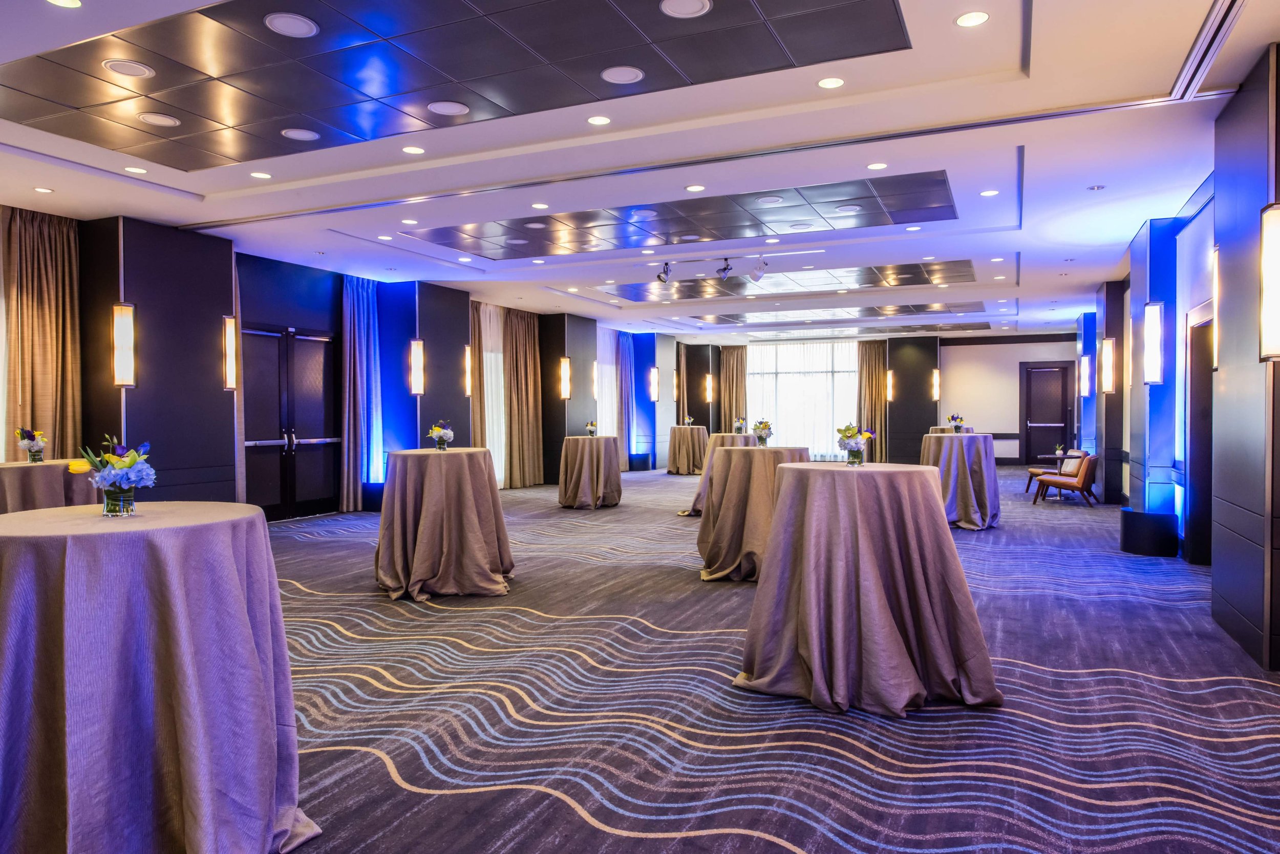 chicago-commercial-photographer-hyatt-regency-chicago-mark-campbell-productions-26 .jpg