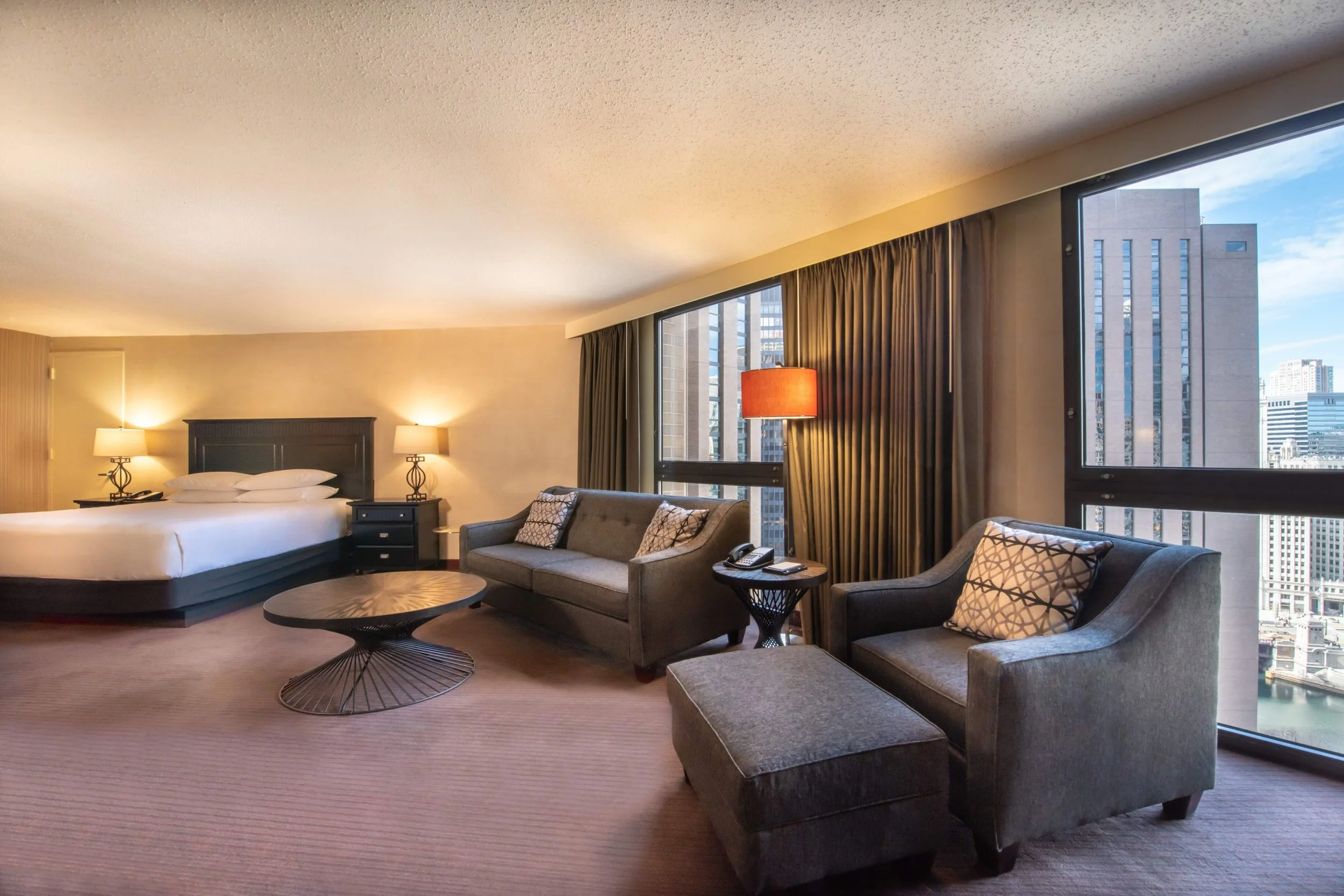 chicago-commercial-photographer-hyatt-regency-chicago-mark-campbell-productions-19 .jpg