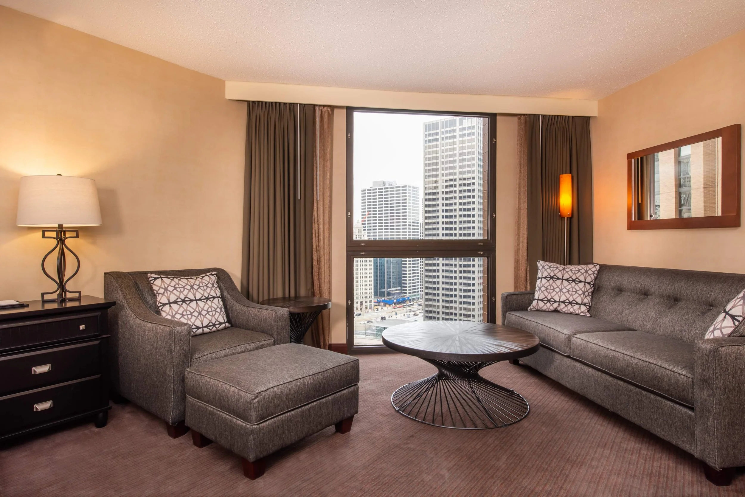 chicago-commercial-photographer-hyatt-regency-chicago-mark-campbell-productions-6 .jpg