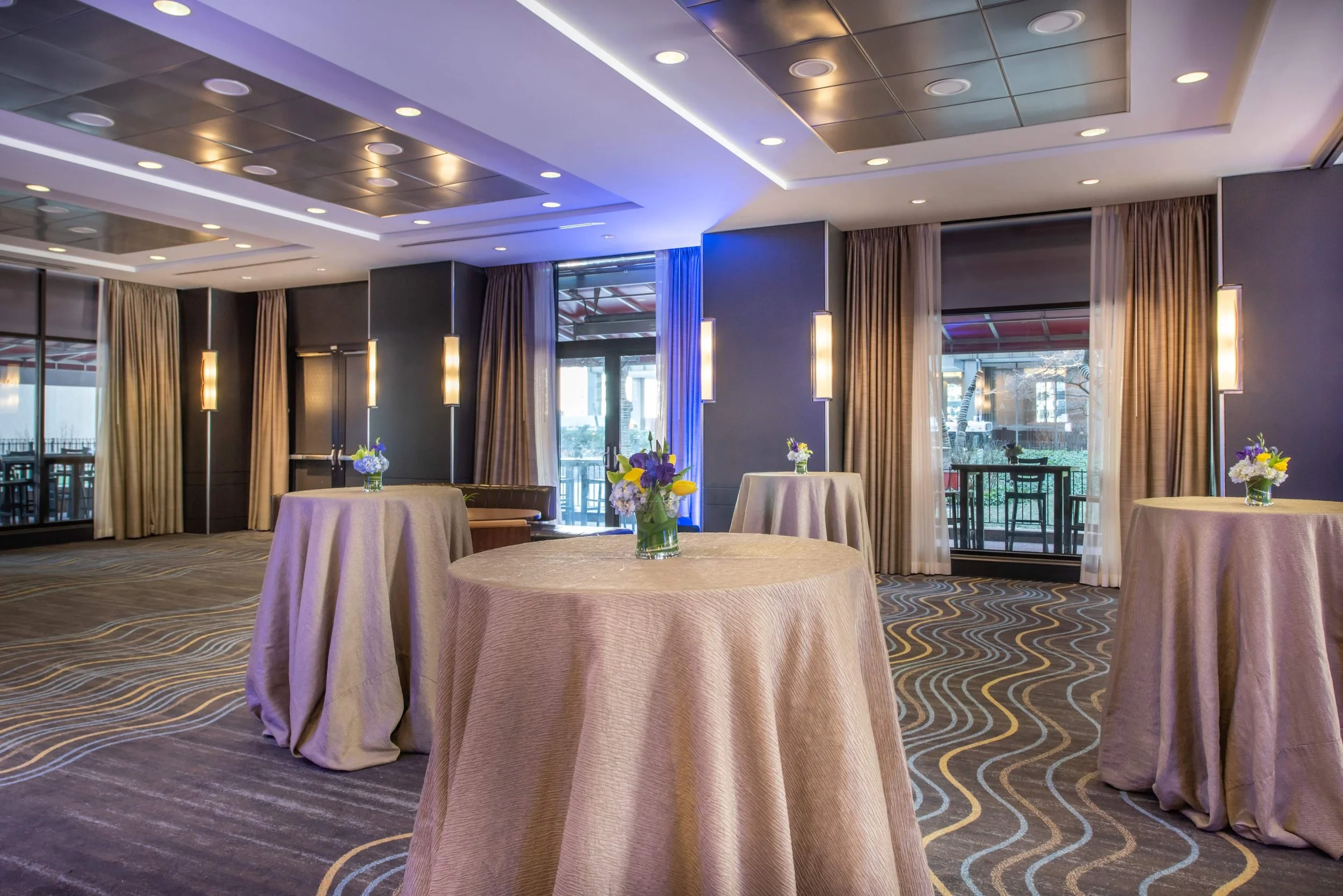 chicago-commercial-photographer-hyatt-regency-chicago-mark-campbell-productions-31 .jpg