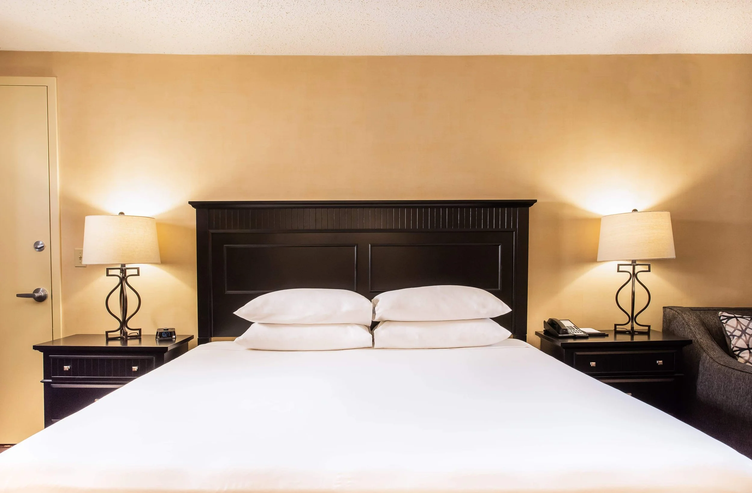 chicago-commercial-photographer-hyatt-regency-chicago-mark-campbell-productions-4.jpg