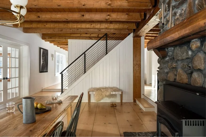 LOG CABIN RENOVATION 
STOWE, VT 
ARCHITECT: ELD ARCHITECTURE