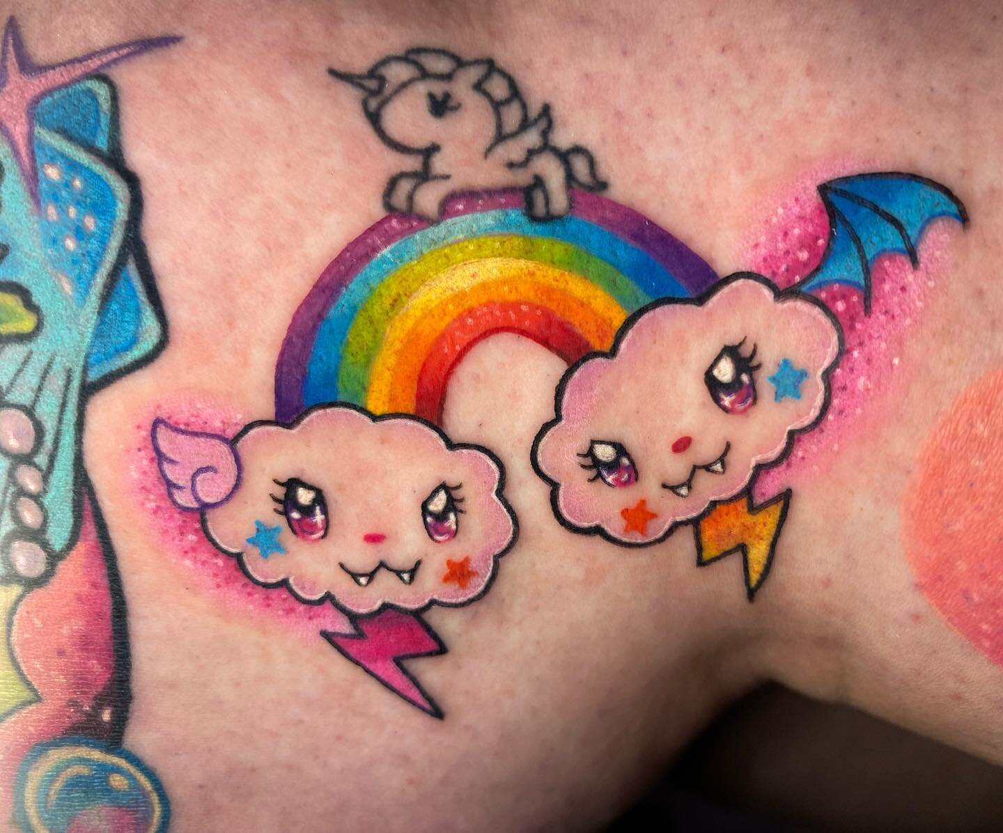 ((Unicorn not mine)) 
🌈 Added some tokidoki cuteness to this unicorn tattoo 🌈🖍️🤓

#tokidoki #cute #unicorn #rainbow #sparkles #tattoo #capecod #massachusettstattooartist #capecodtattoo #qttr #colorful