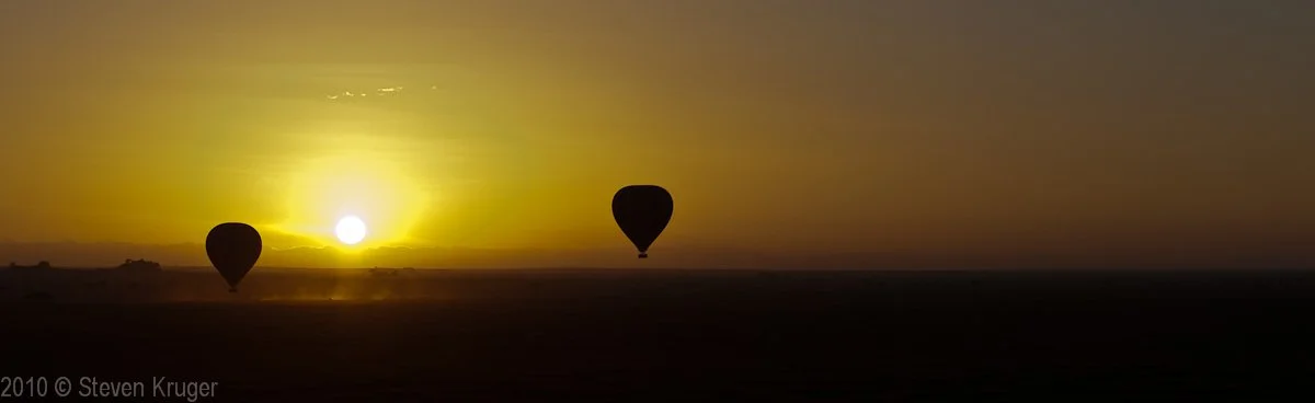 Hot_Air_Balloon_over_Serengeti-.jpg