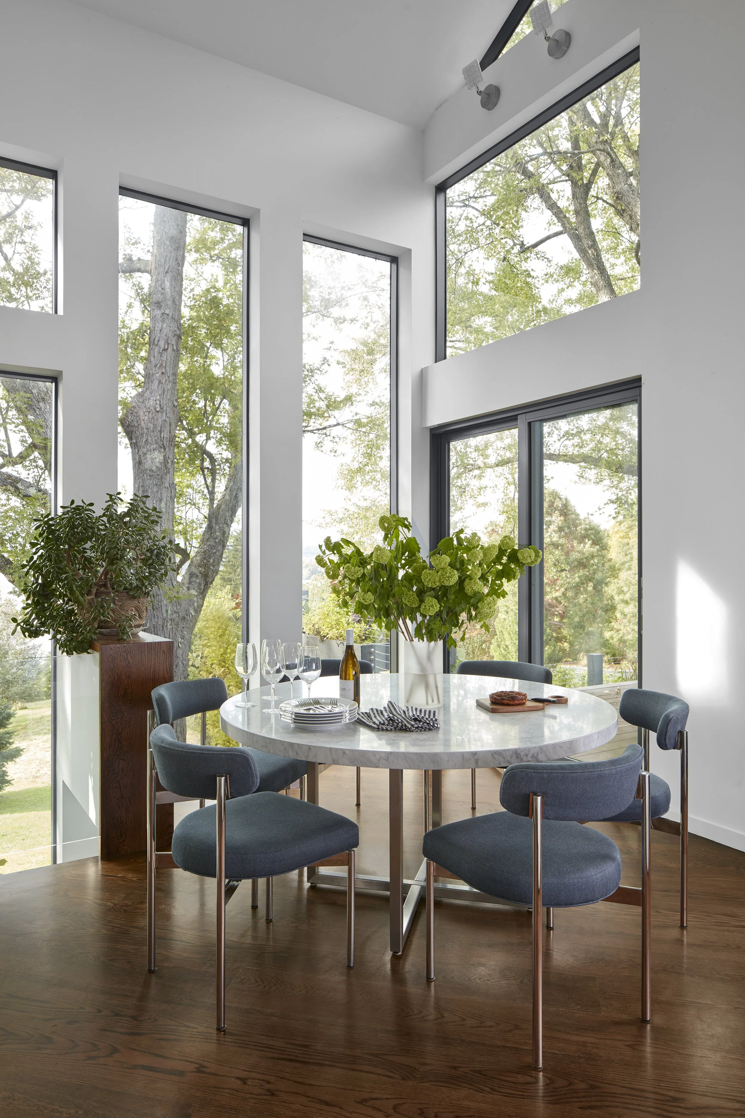 Gilbride Home_Dining room_0075.jpg