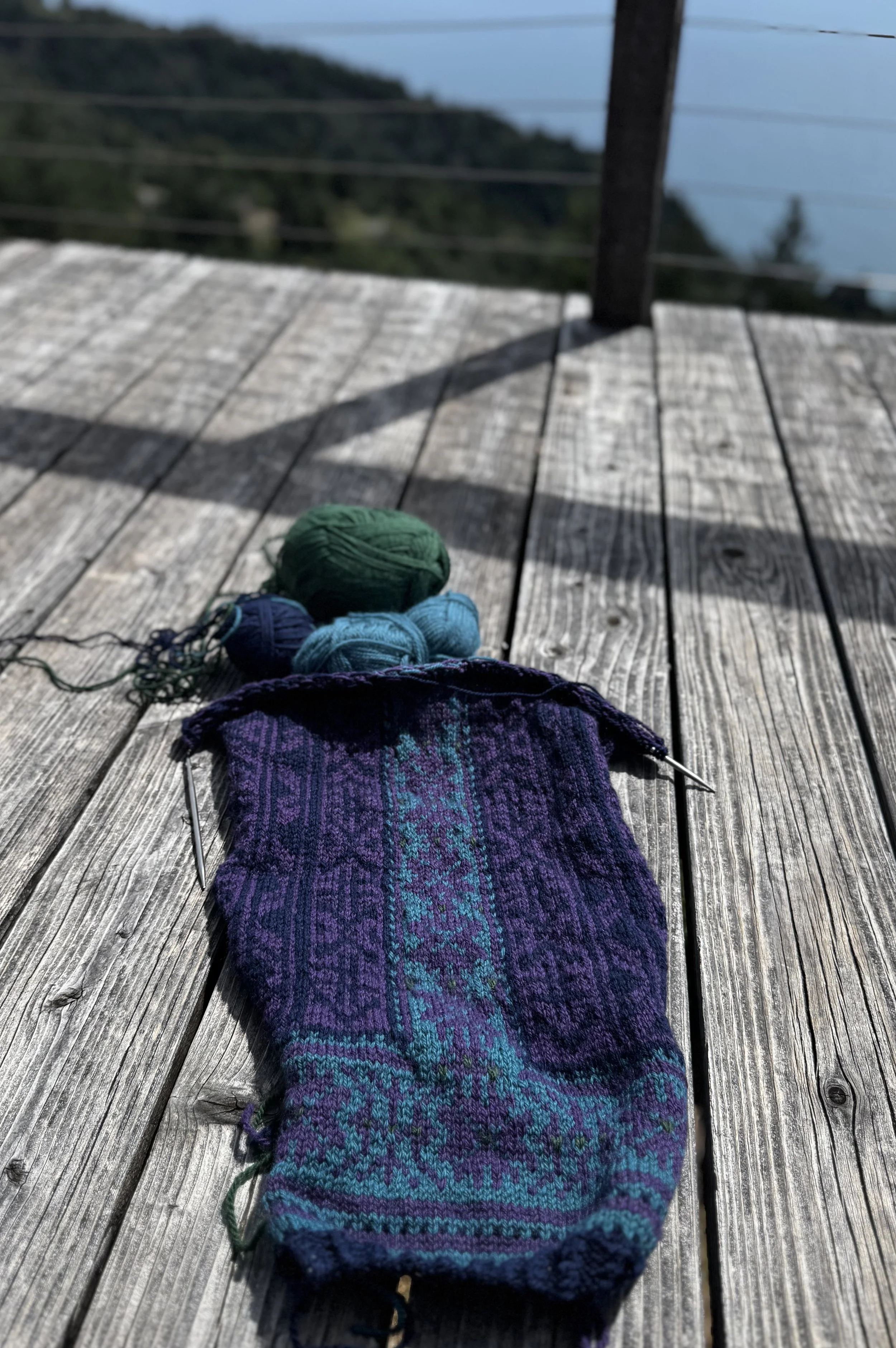 pre-tuque sweater design