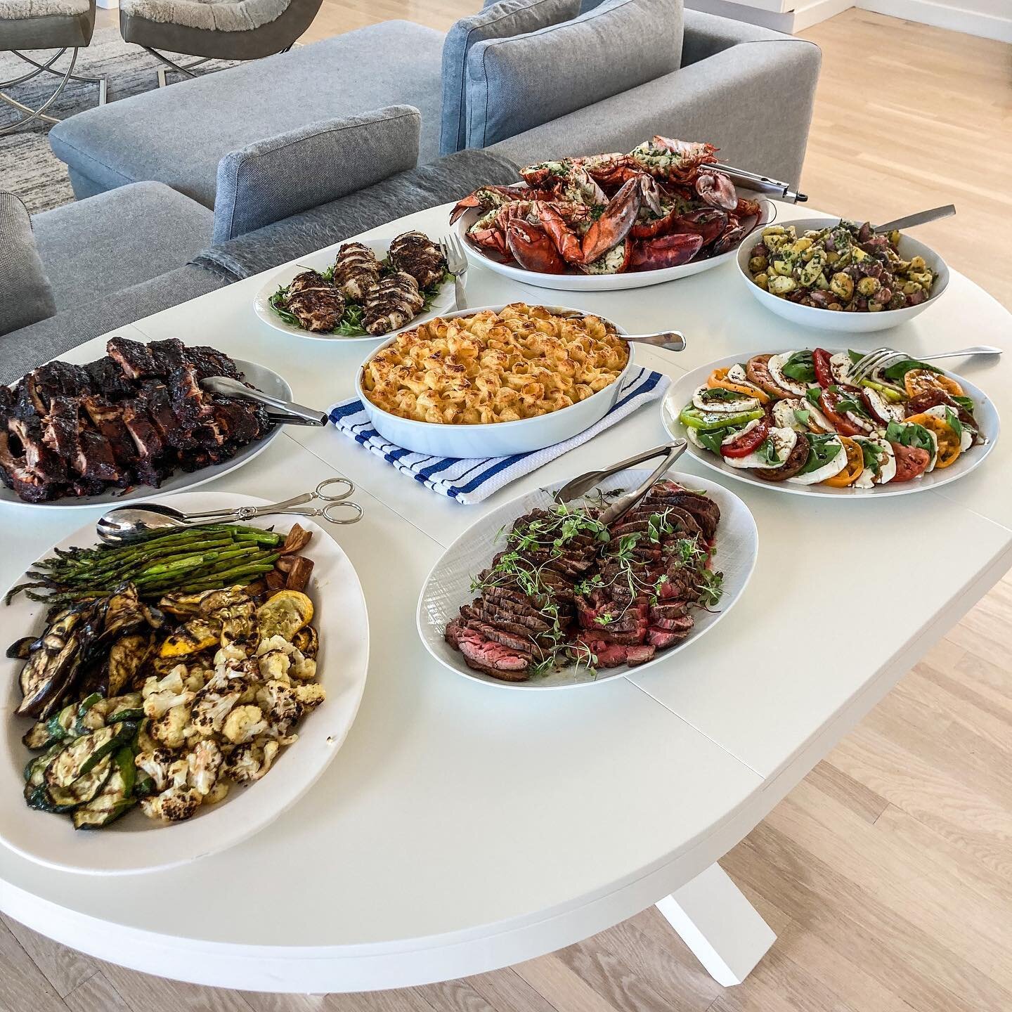 Missing our summer #BBQ spreads. This bountiful feast was made by one of our wonderful chefs, @chefsamralbovsky 

#privatechef #cheflife #foodie #chef #food #catering #personalchef #instafood #chefsofinstagram #foodstagram #foodporn #foodphotography 