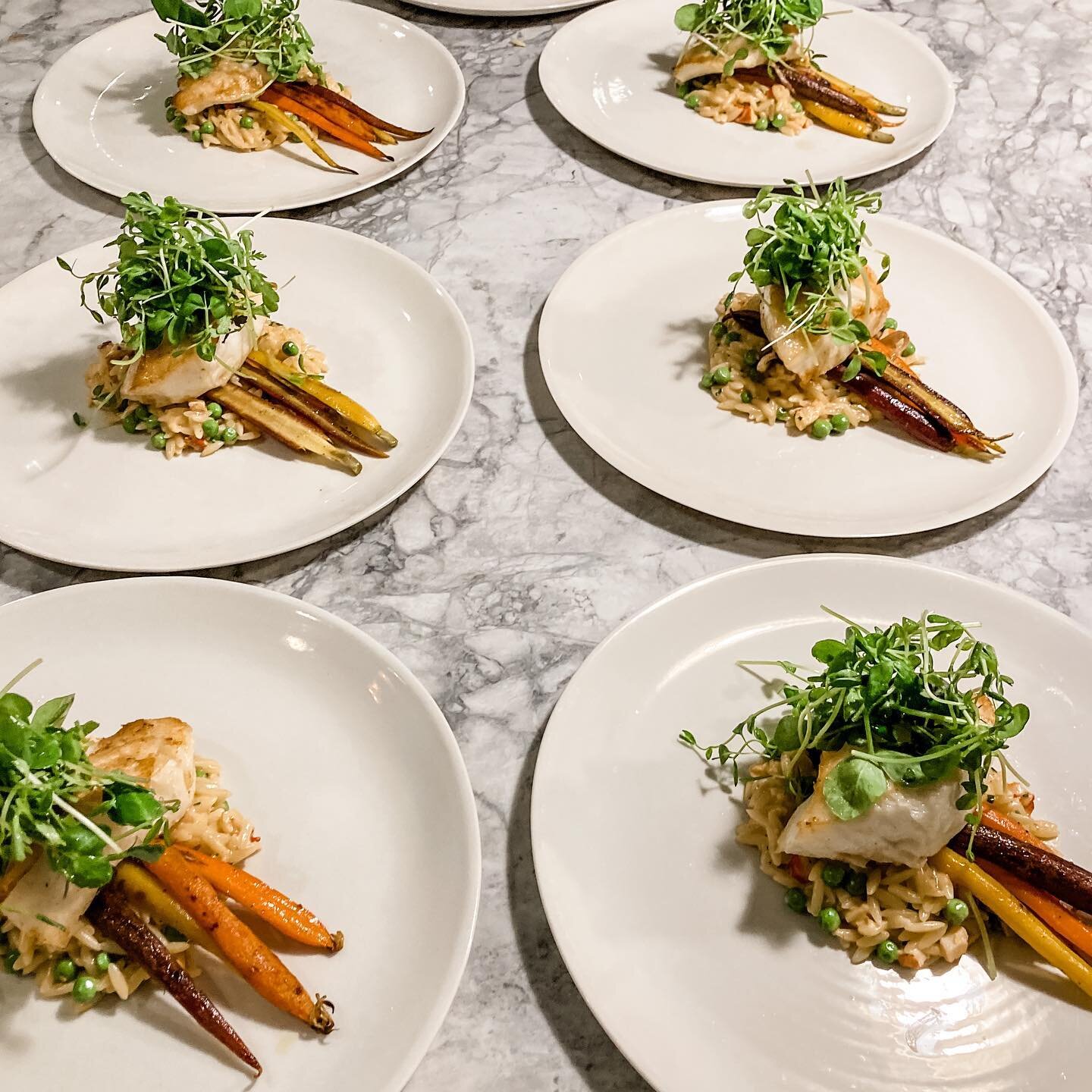 Homage to spring- spring pea orzo, roasted rainbow carrots, seared Chilean sea bass, pea shoots 

#chefconsultant #cheflife #ctbites #chef #food #catering #personalchef #instafood #chefsofinstagram #foodstagram #foodporn #foodphotography #foodlover #