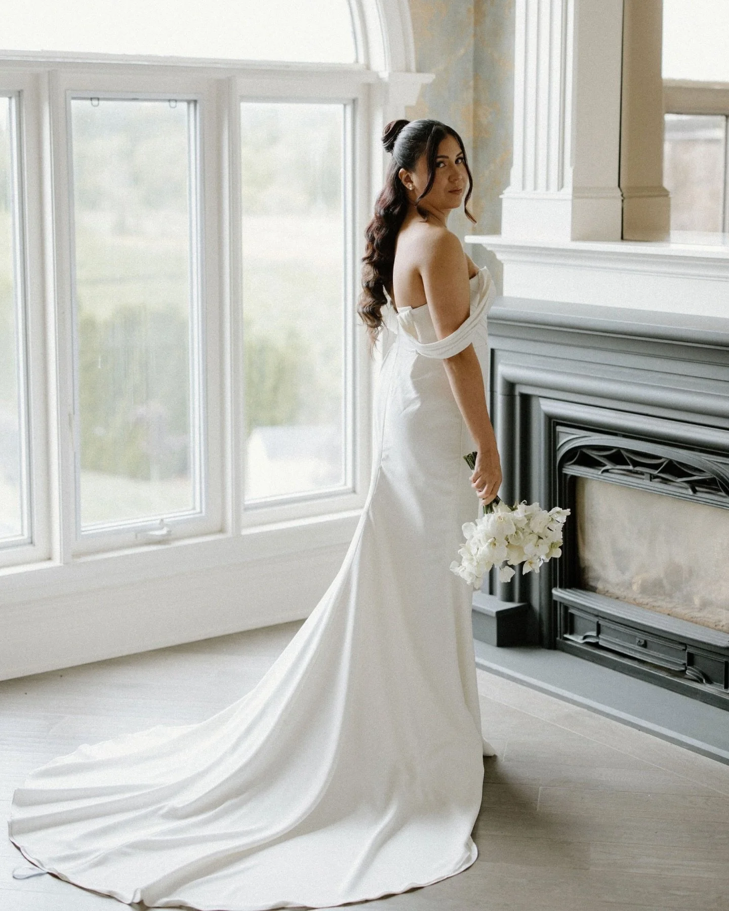 ✨We still have some weekends available for 2025 ✨
See the dates below and email us to start planning!

Oct 11,25
Nov 8, 15,22,29,
Dec 6,13,20,27 

📧 hello@dayofweddingcoordinator.ca 
.
.
.
@joeyventura
@dayofweddingcoordinator.ca
@pavoneartistry
@iv