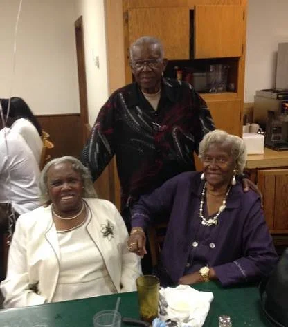 Sis, Chugg, DeeDee.jpg