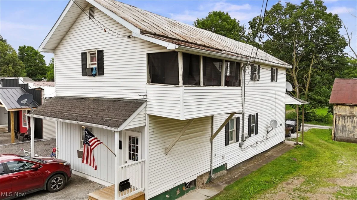4 Bed, 3 Bath Duplex in Savannah, OH - Buy & Hold Rental