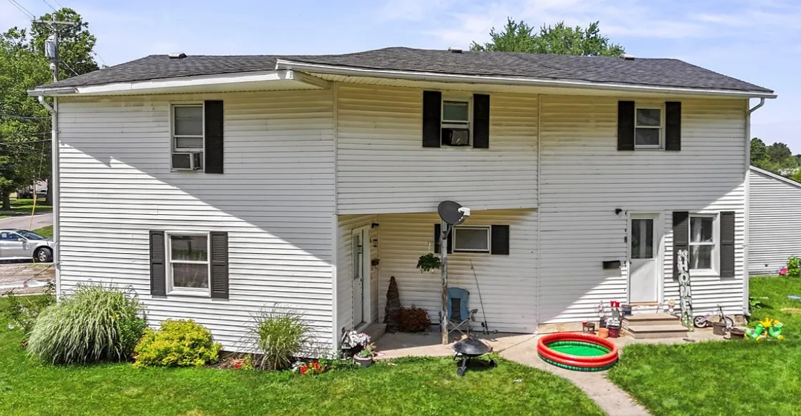 9 Bed, 3 Bath Triplex in New London, OH - Buy & Hold Rental
