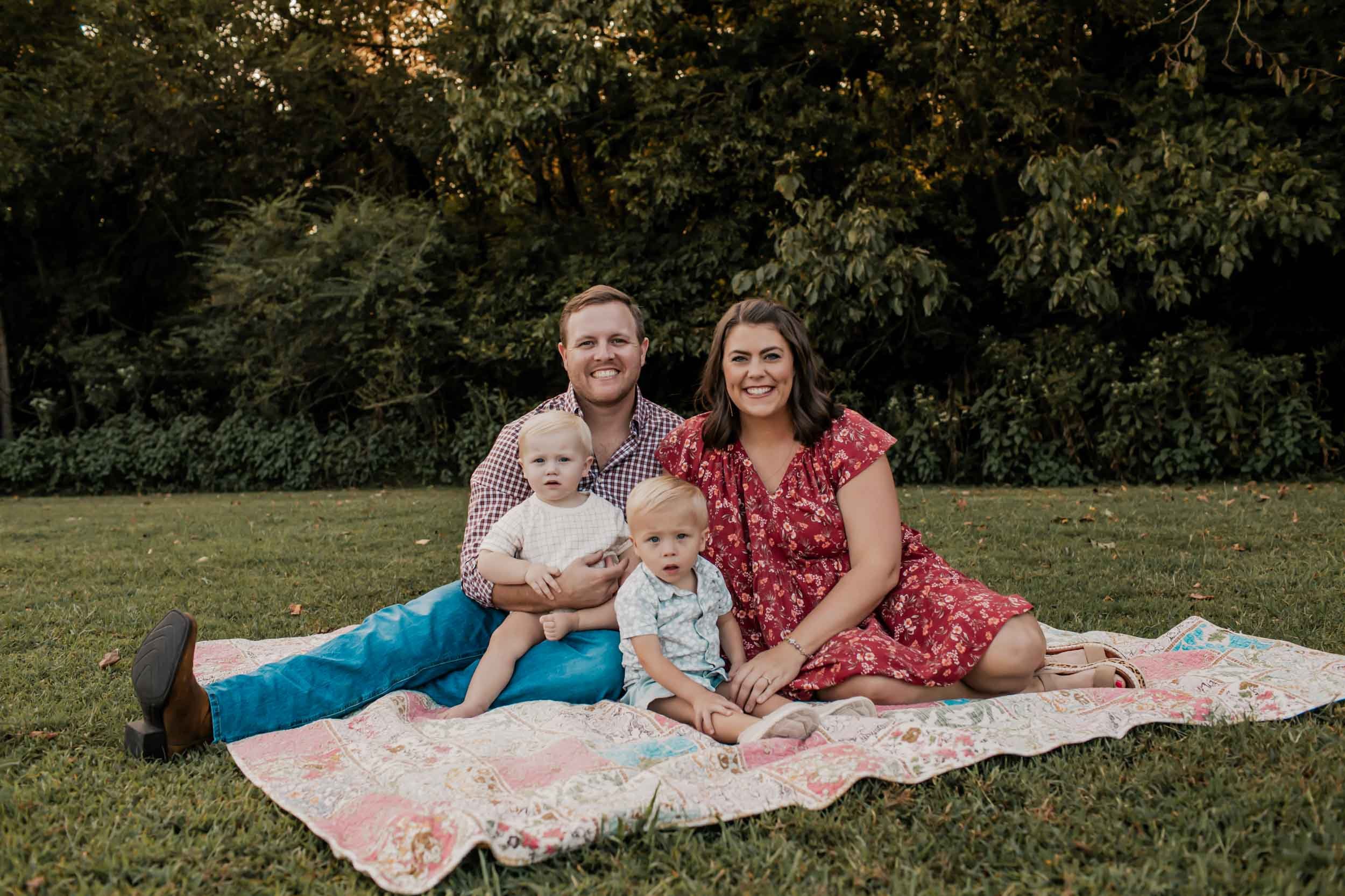 Mt Juliet Family Photographer TONIVIOLAPHOTOGRAPHY.jpg