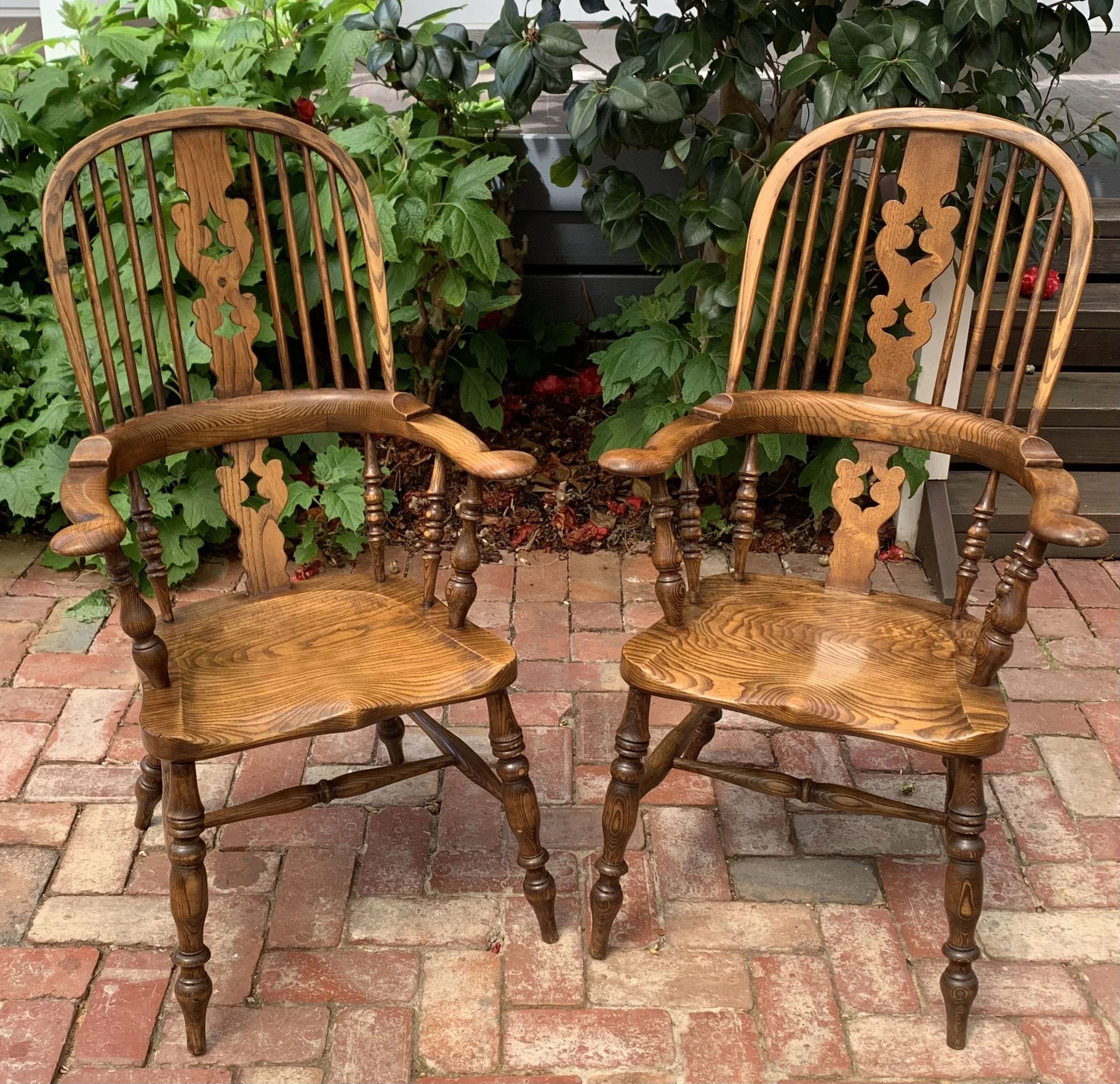 A Pair of 19th Century Broad Arm Windsor Chairs